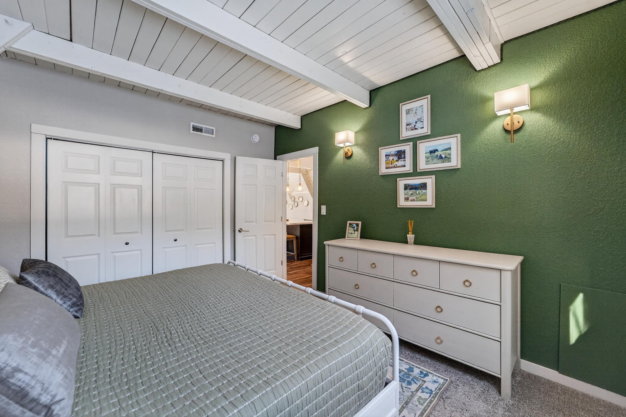 386 Lancer Court