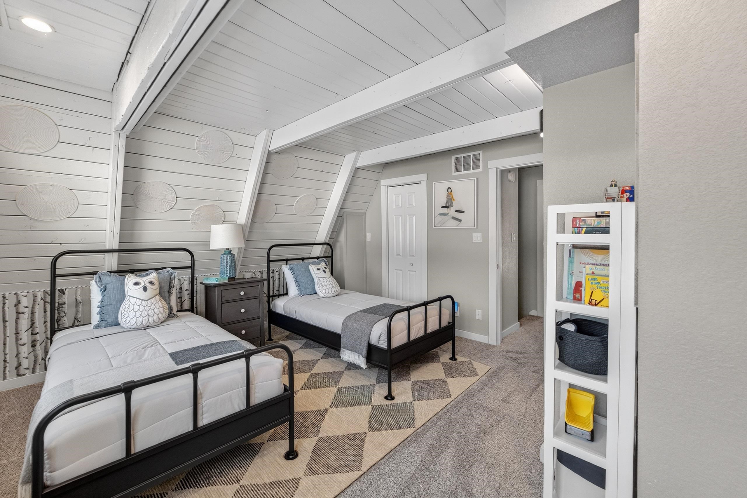 386 Lancer Court