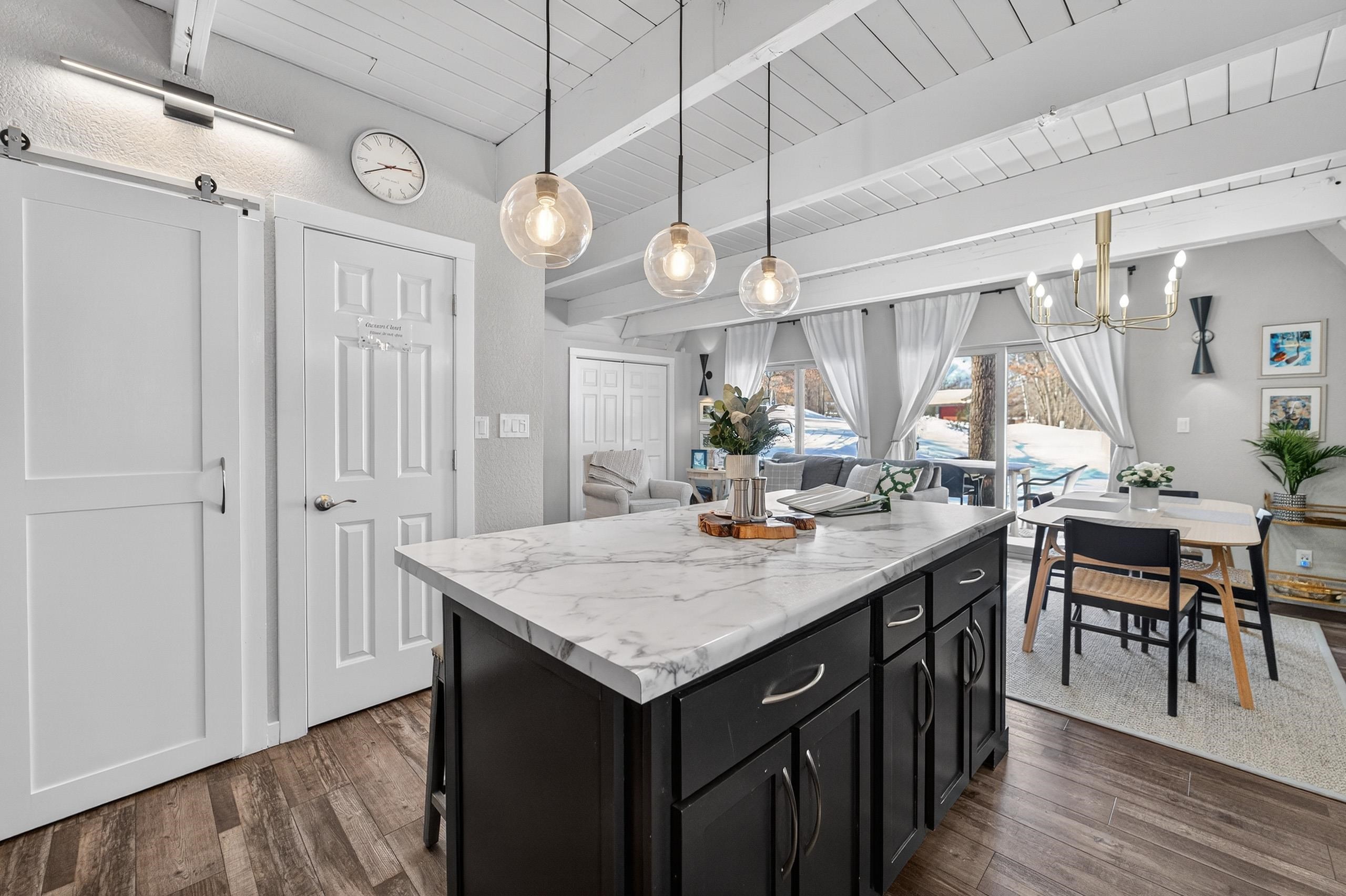 386 Lancer Court