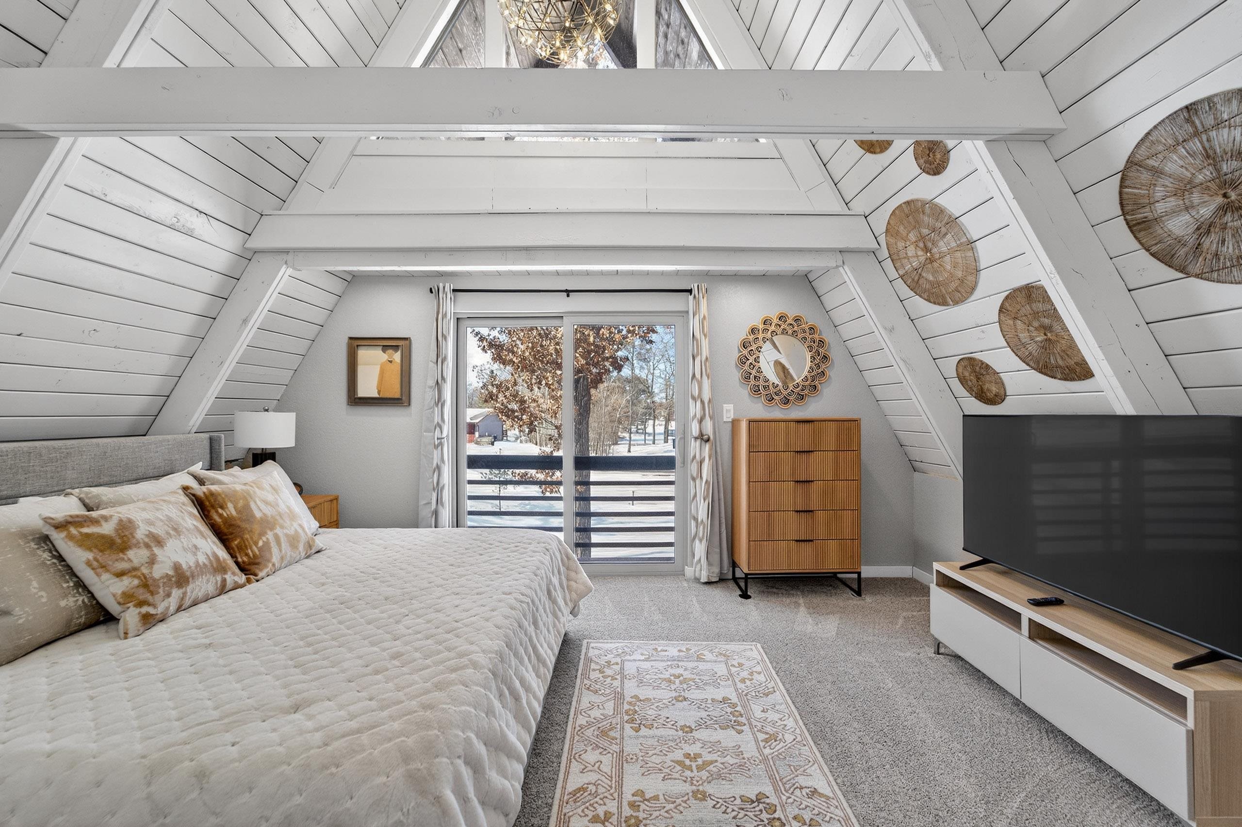 386 Lancer Court