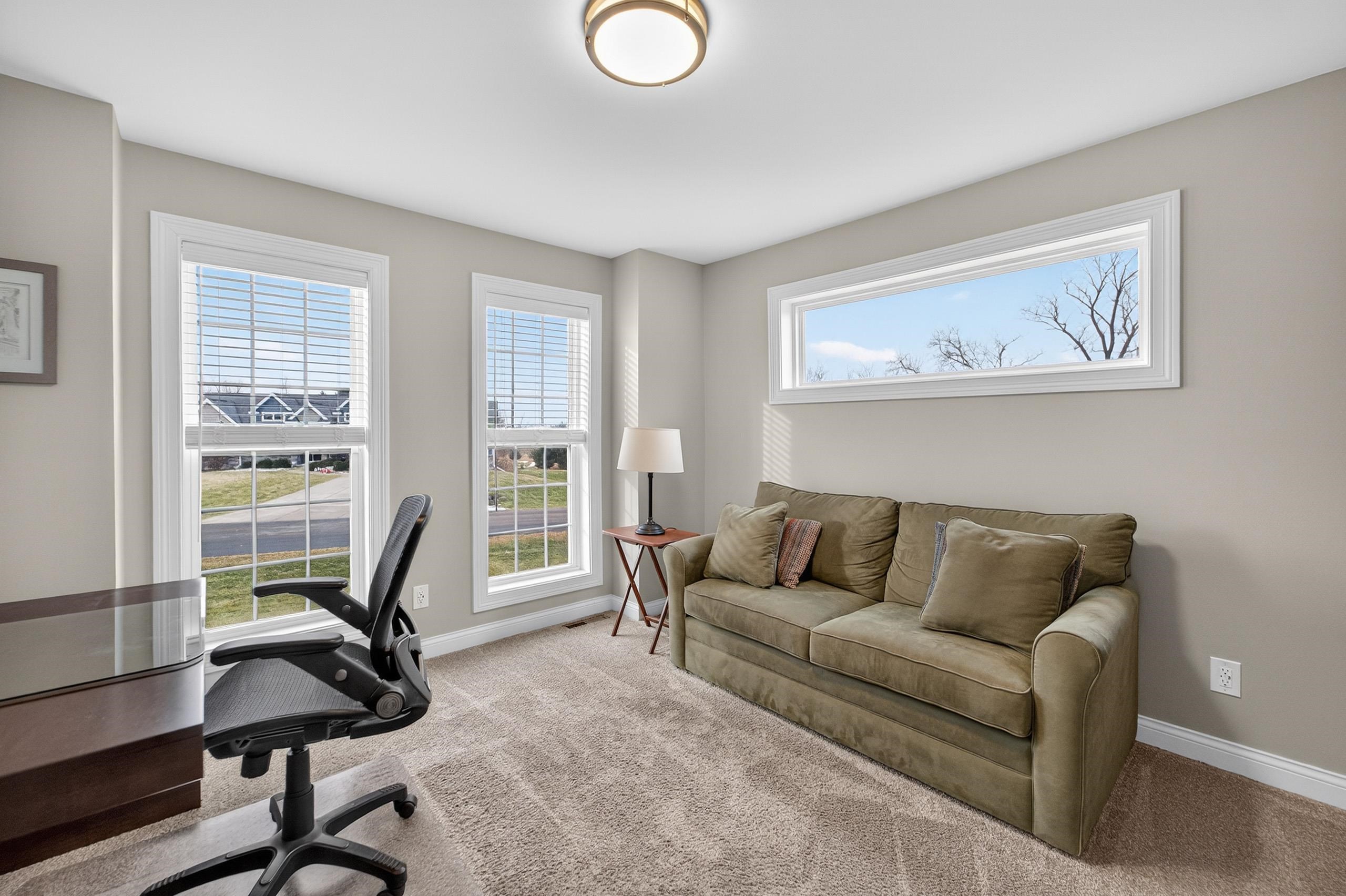 3092 Parker Pass