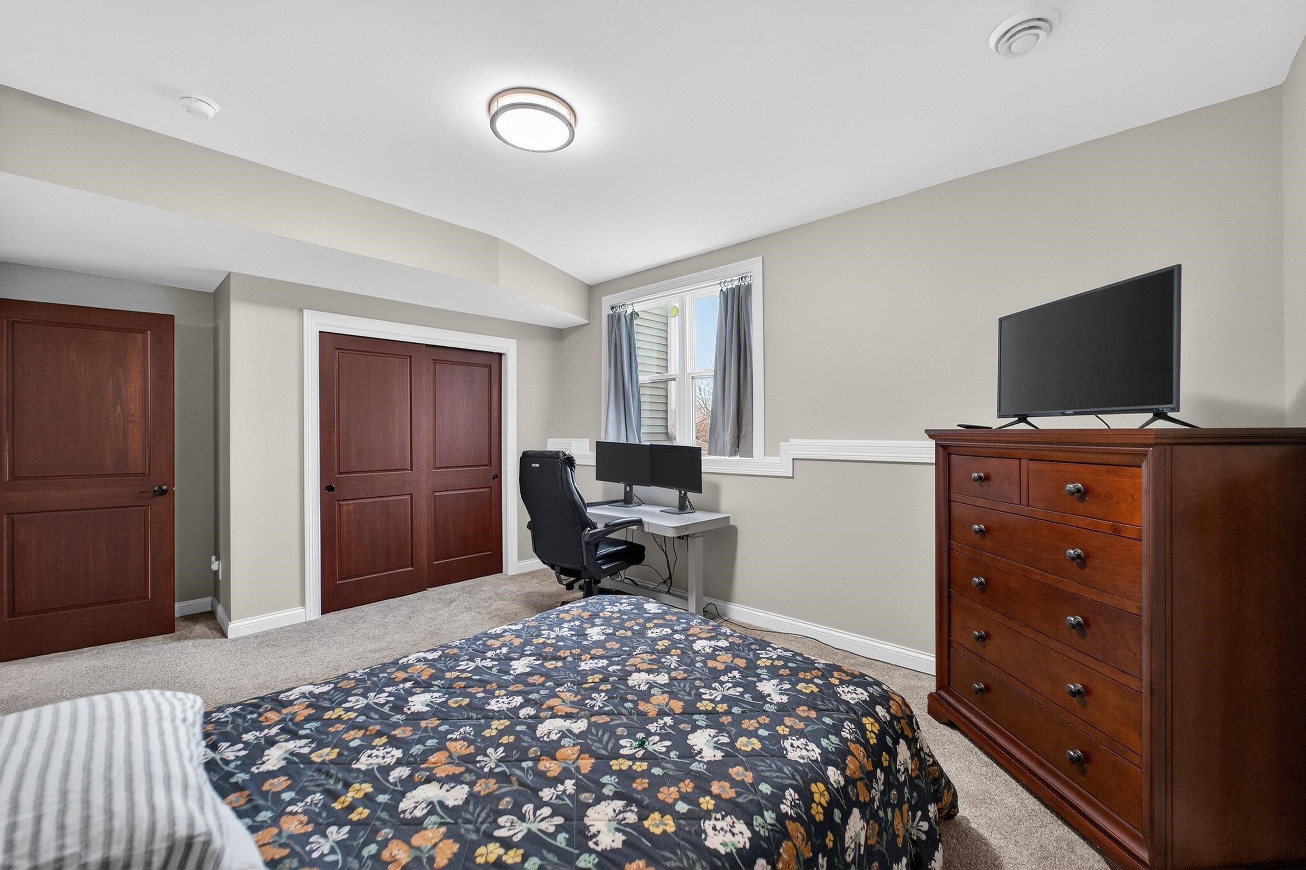 3092 Parker Pass