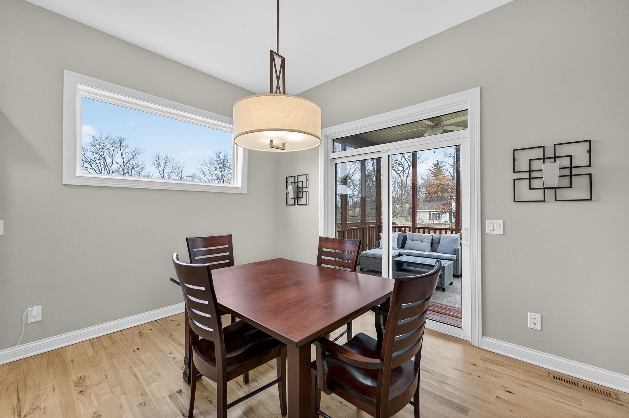 3092 Parker Pass