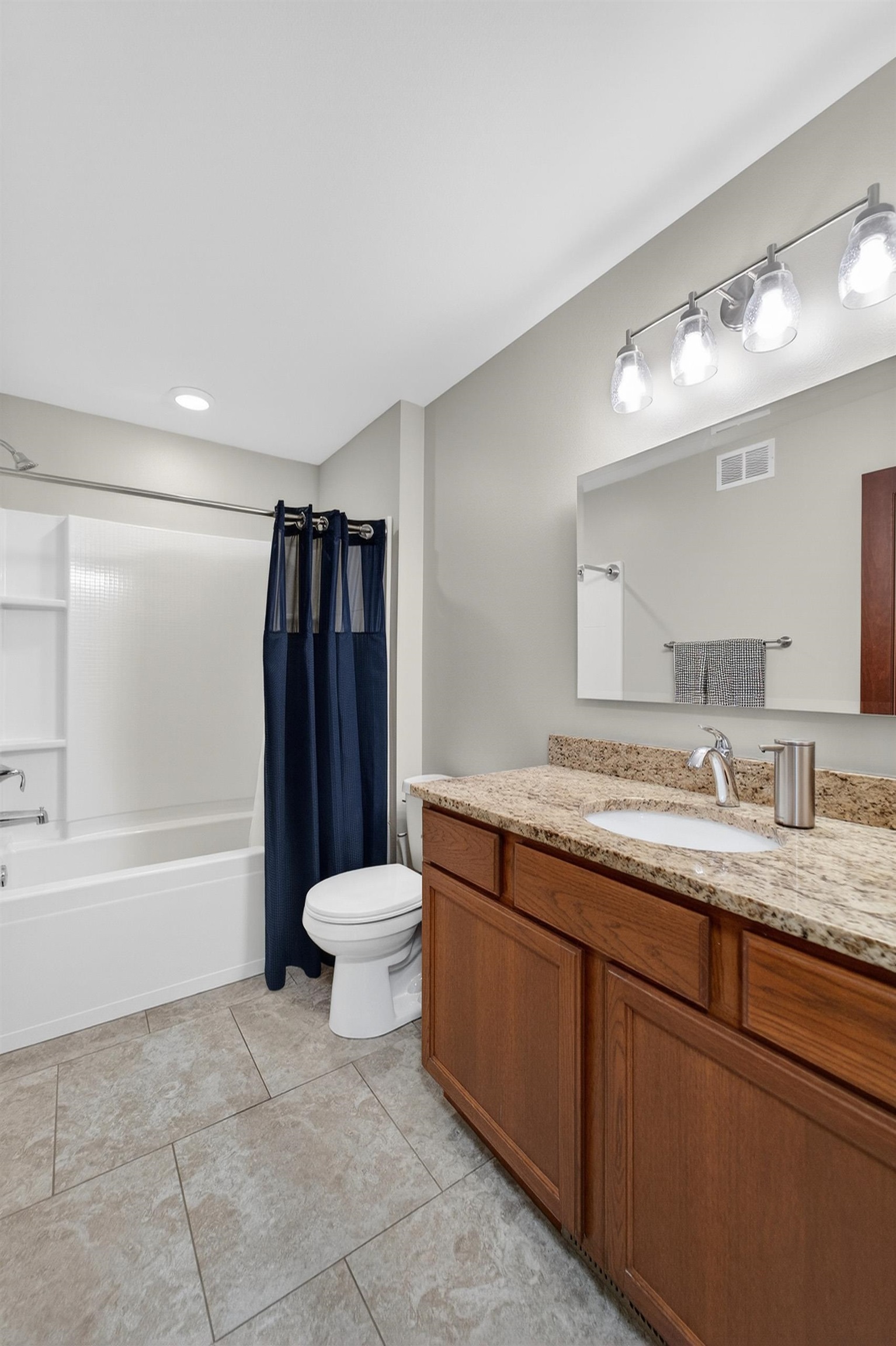 3092 Parker Pass