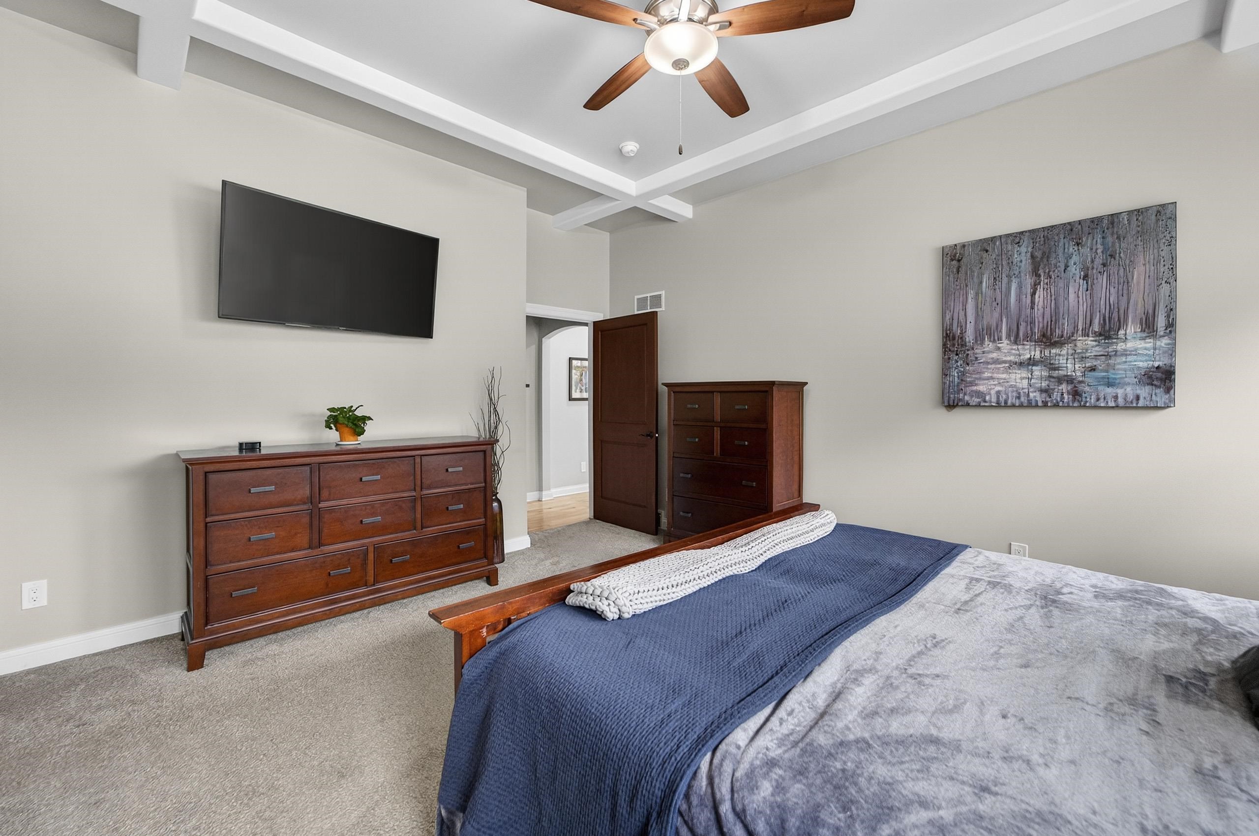 3092 Parker Pass