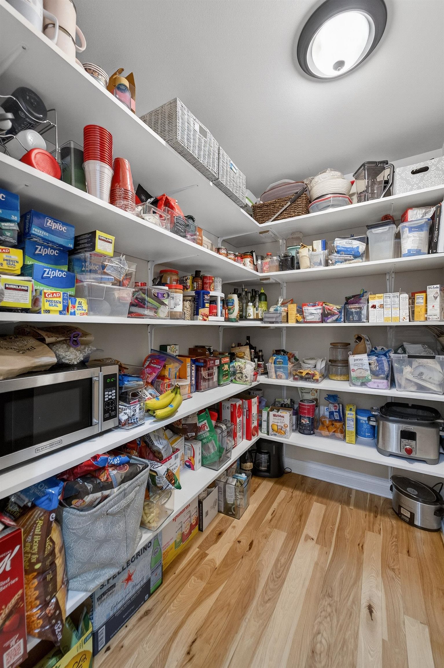 3092 Parker Pass