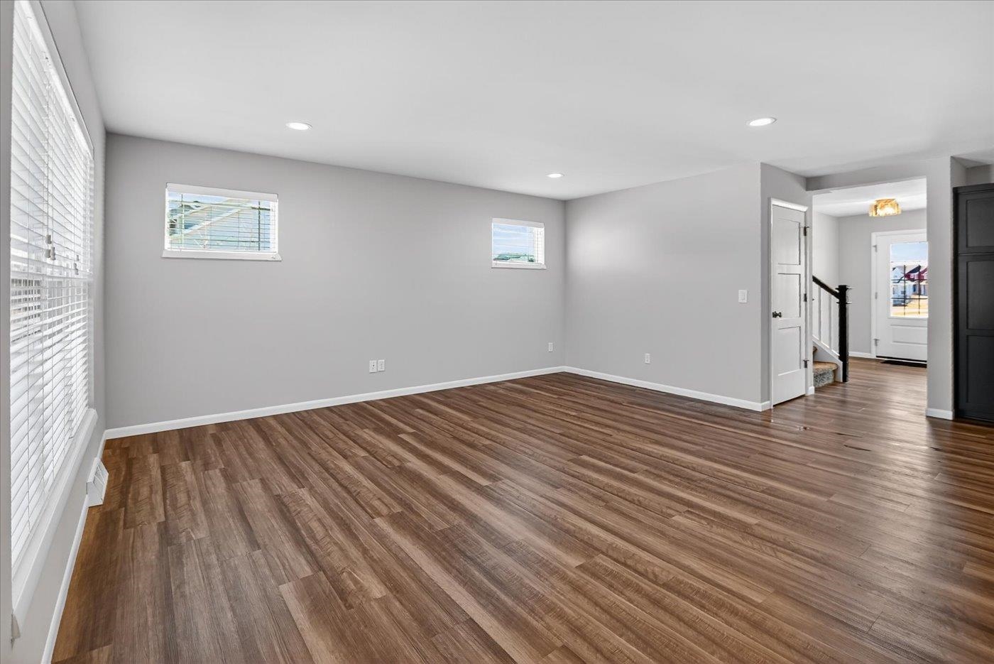 9322 Highland Gate Way