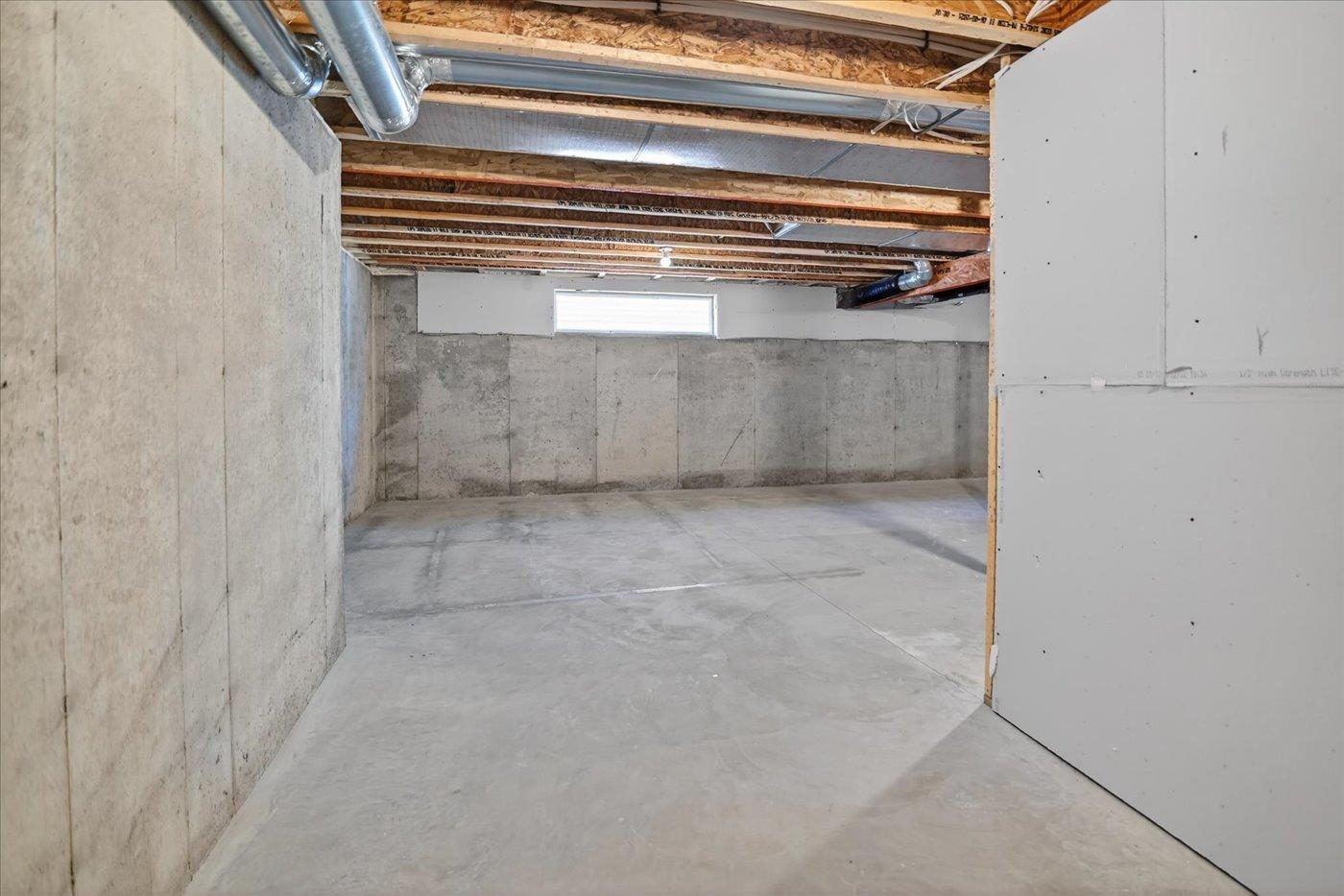 9322 Highland Gate Way