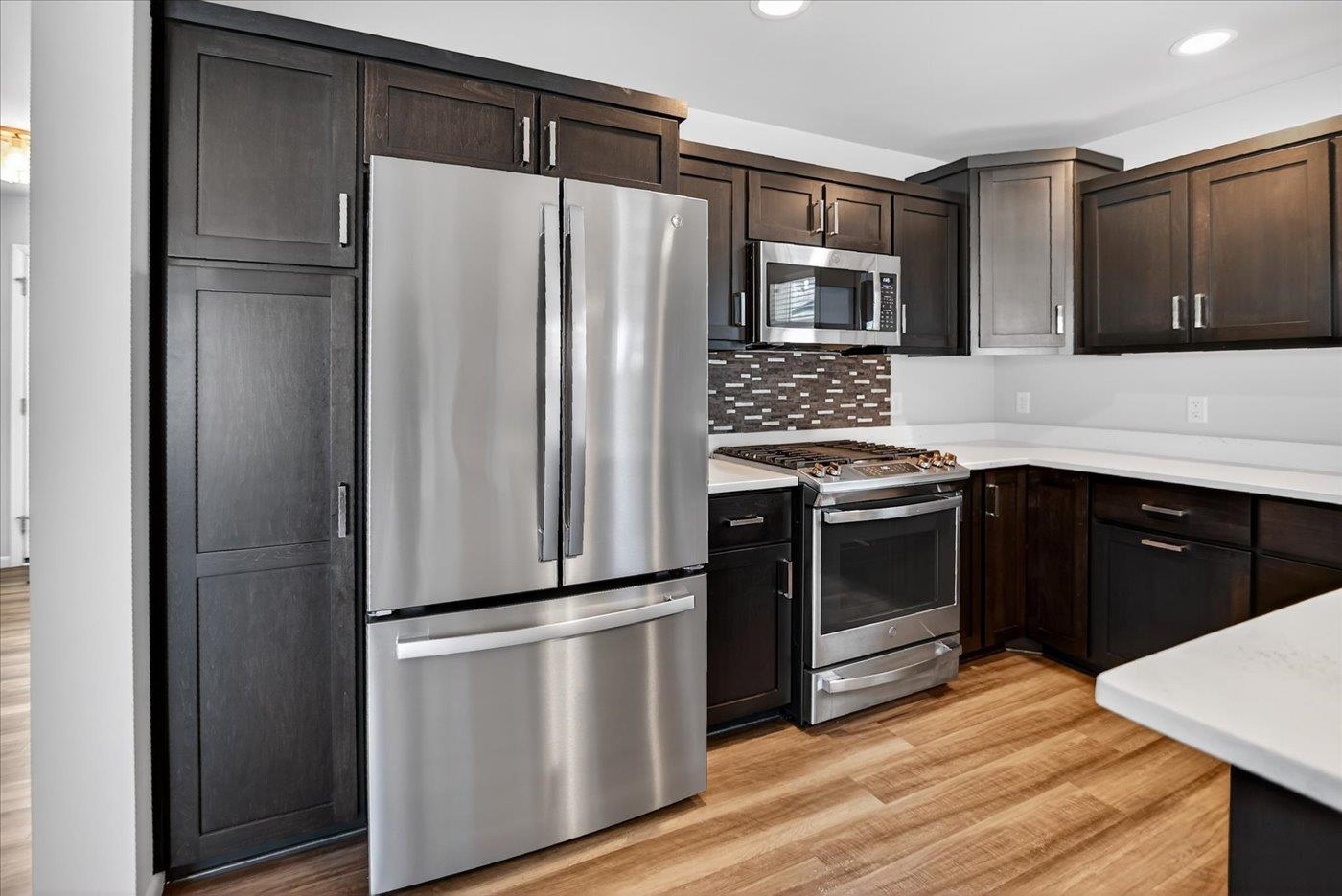 9322 Highland Gate Way