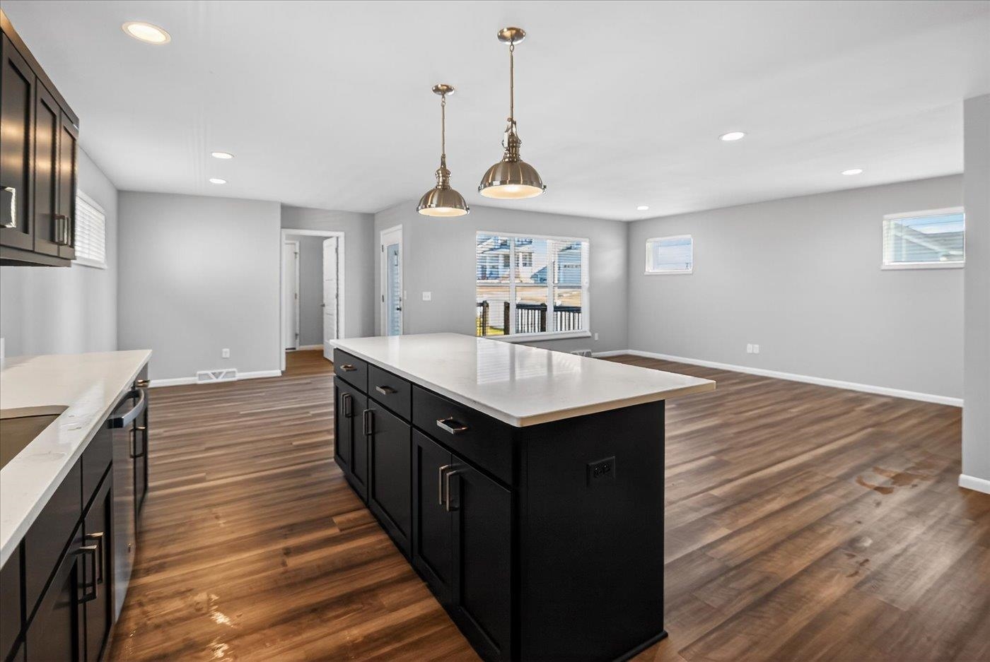 9322 Highland Gate Way