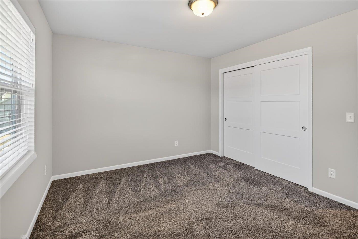 9322 Highland Gate Way