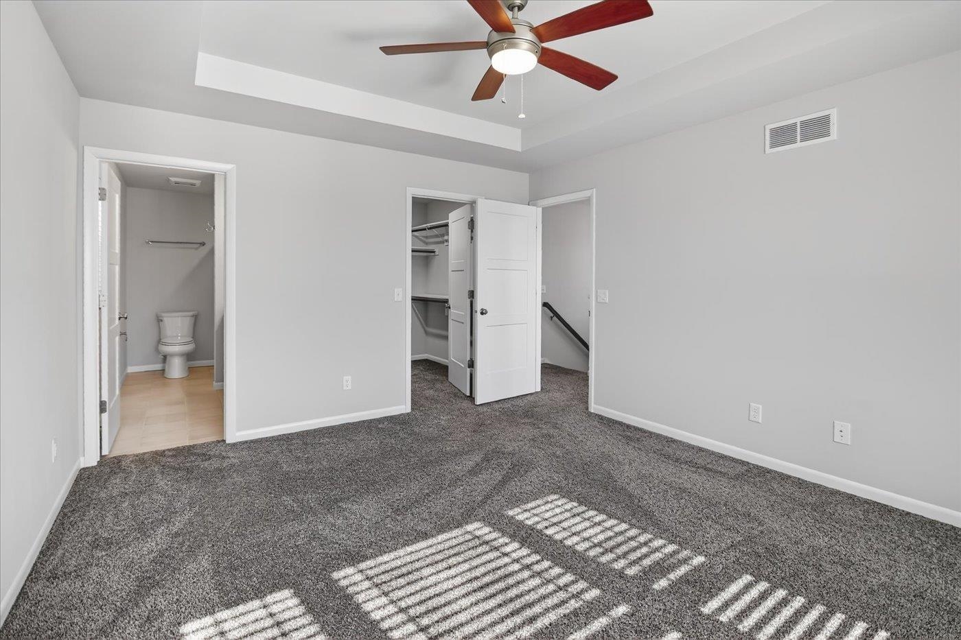 9322 Highland Gate Way