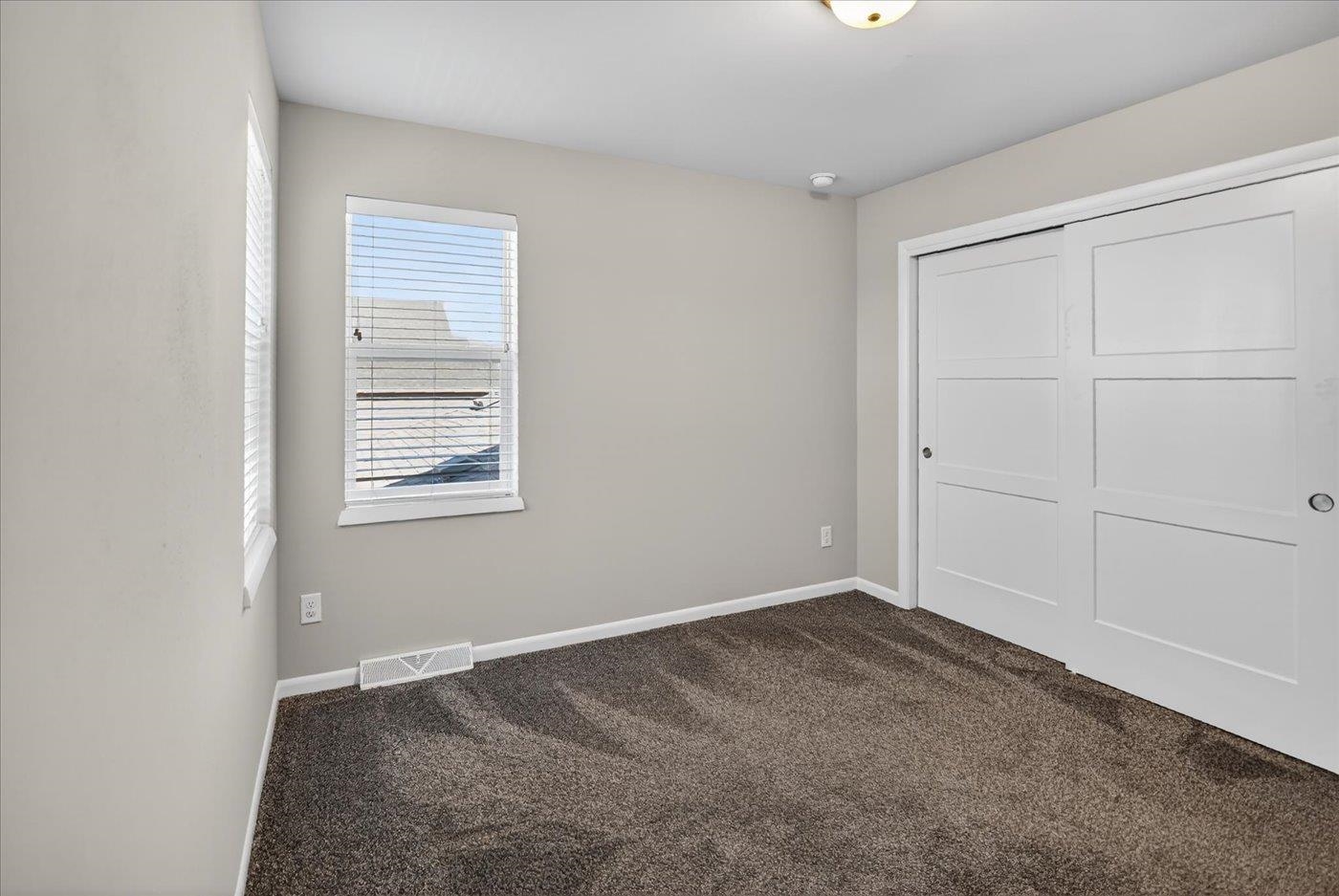 9322 Highland Gate Way