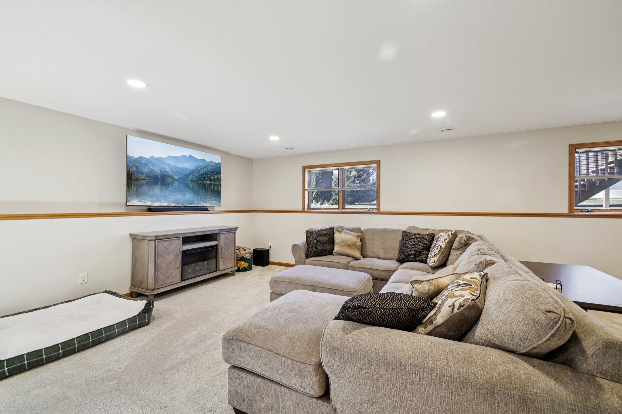 470 N Westmount Drive