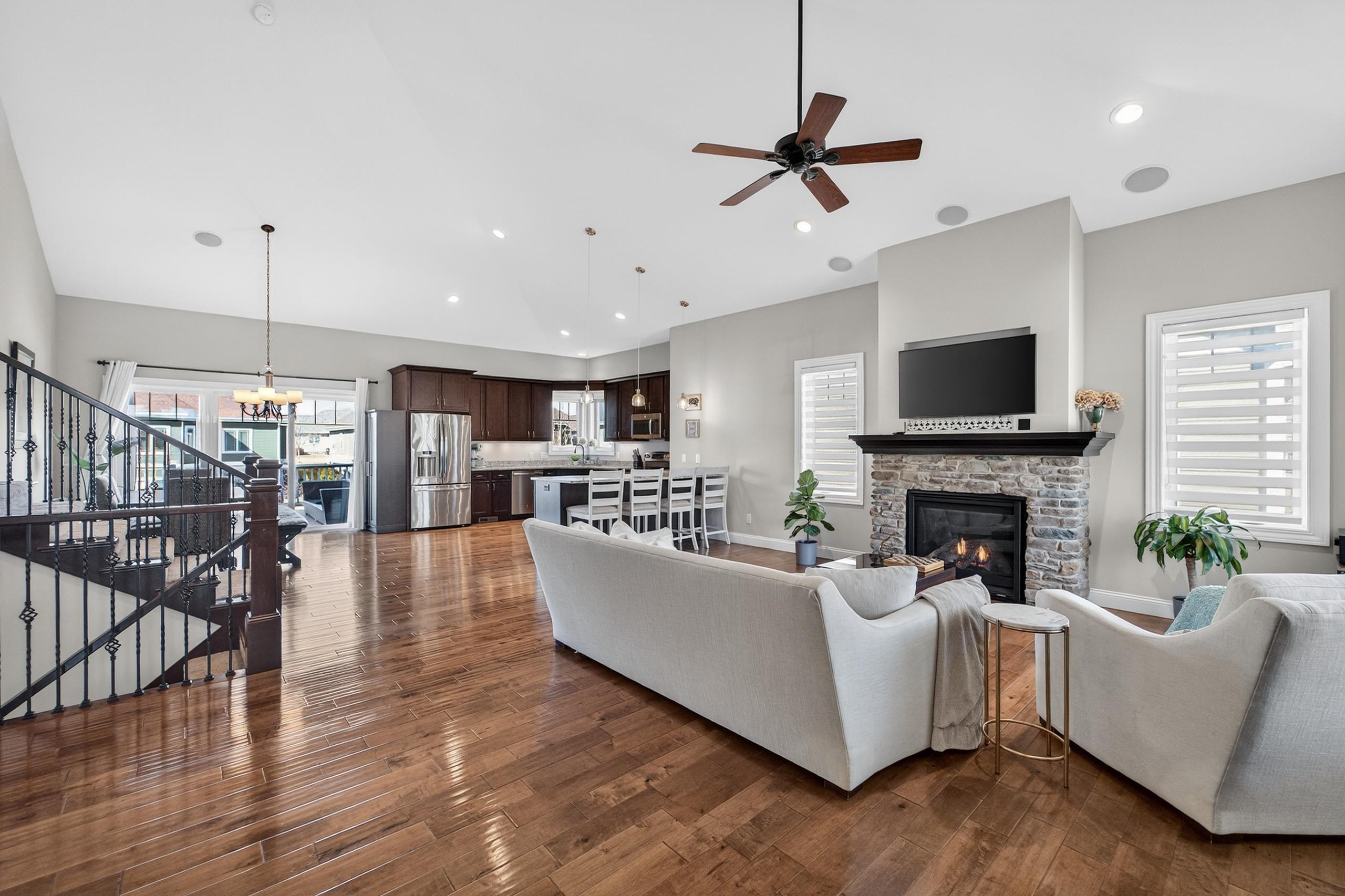 2410 Genevieve Way