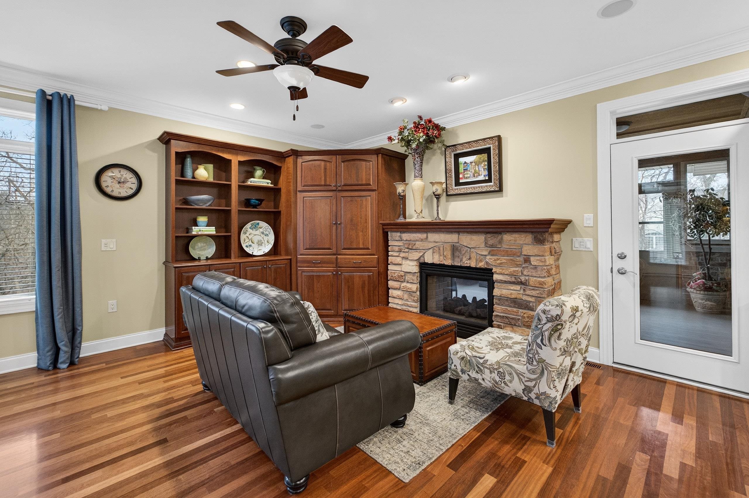 1939 Pine Ridge Drive