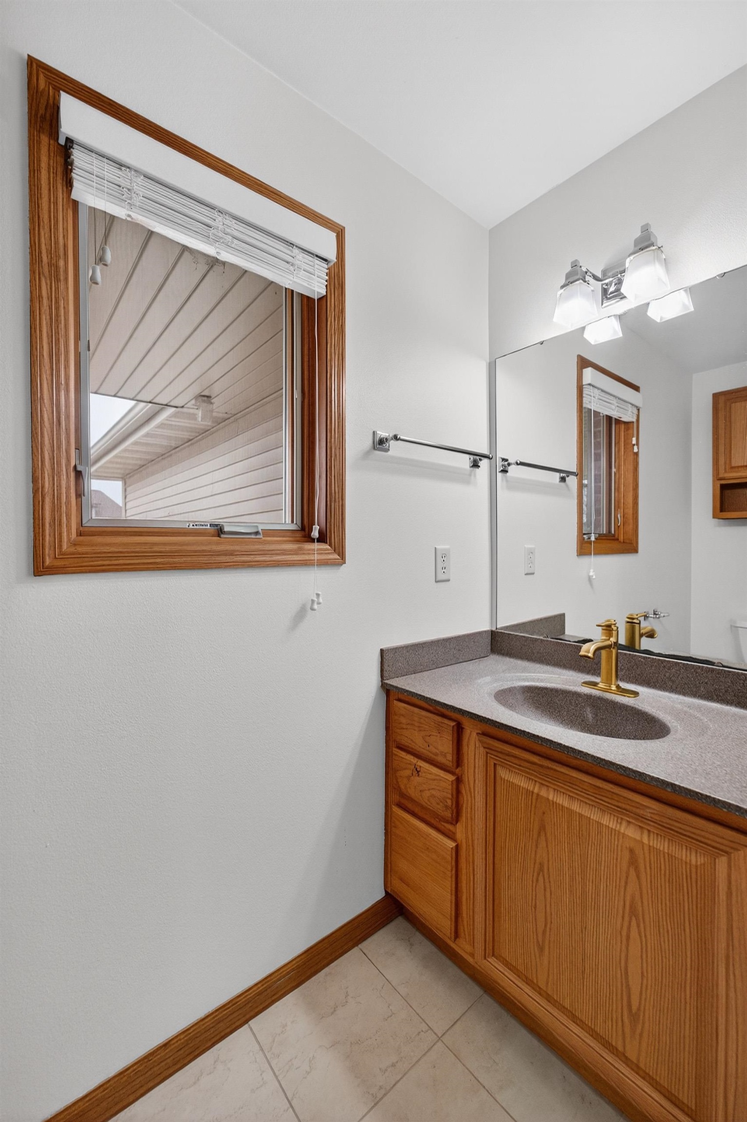 3100 Weybridge Drive