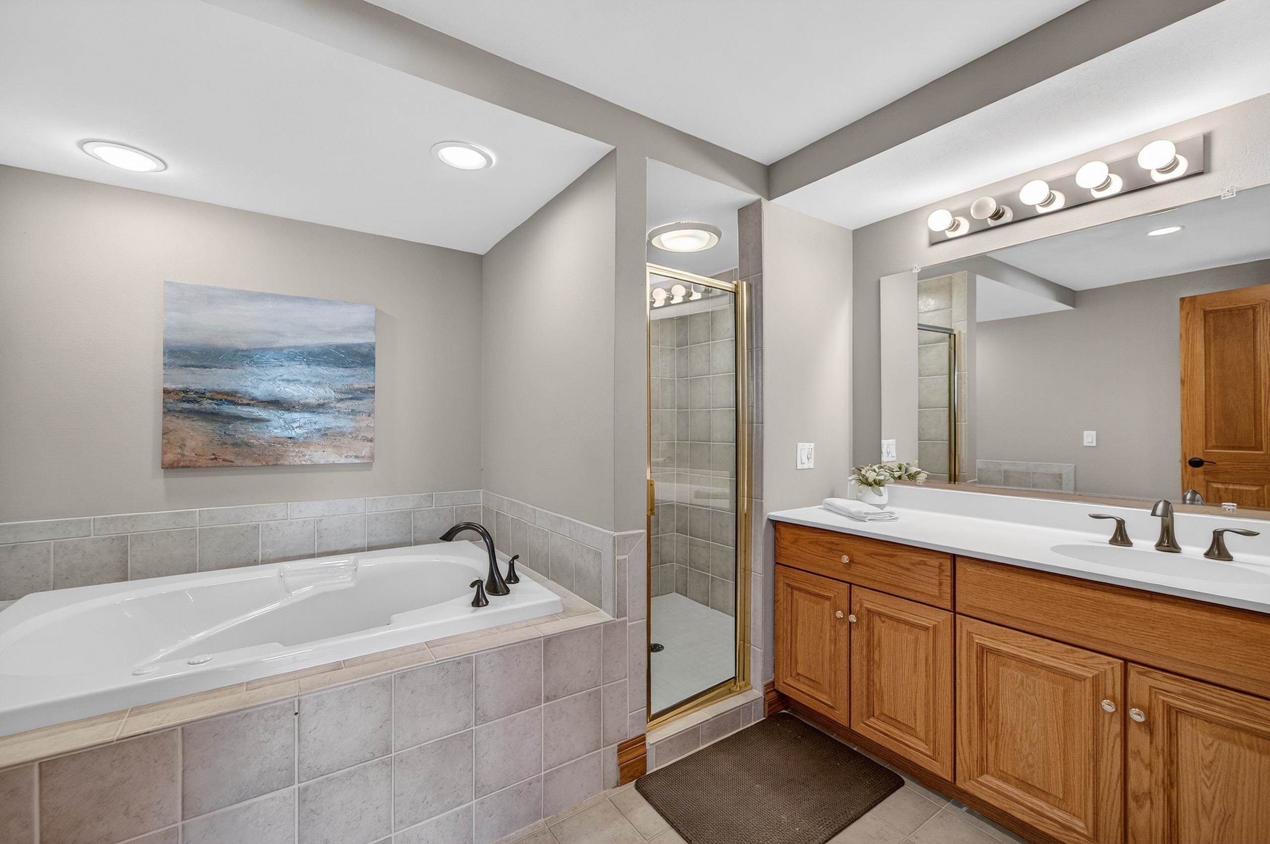 4606 Signature Drive