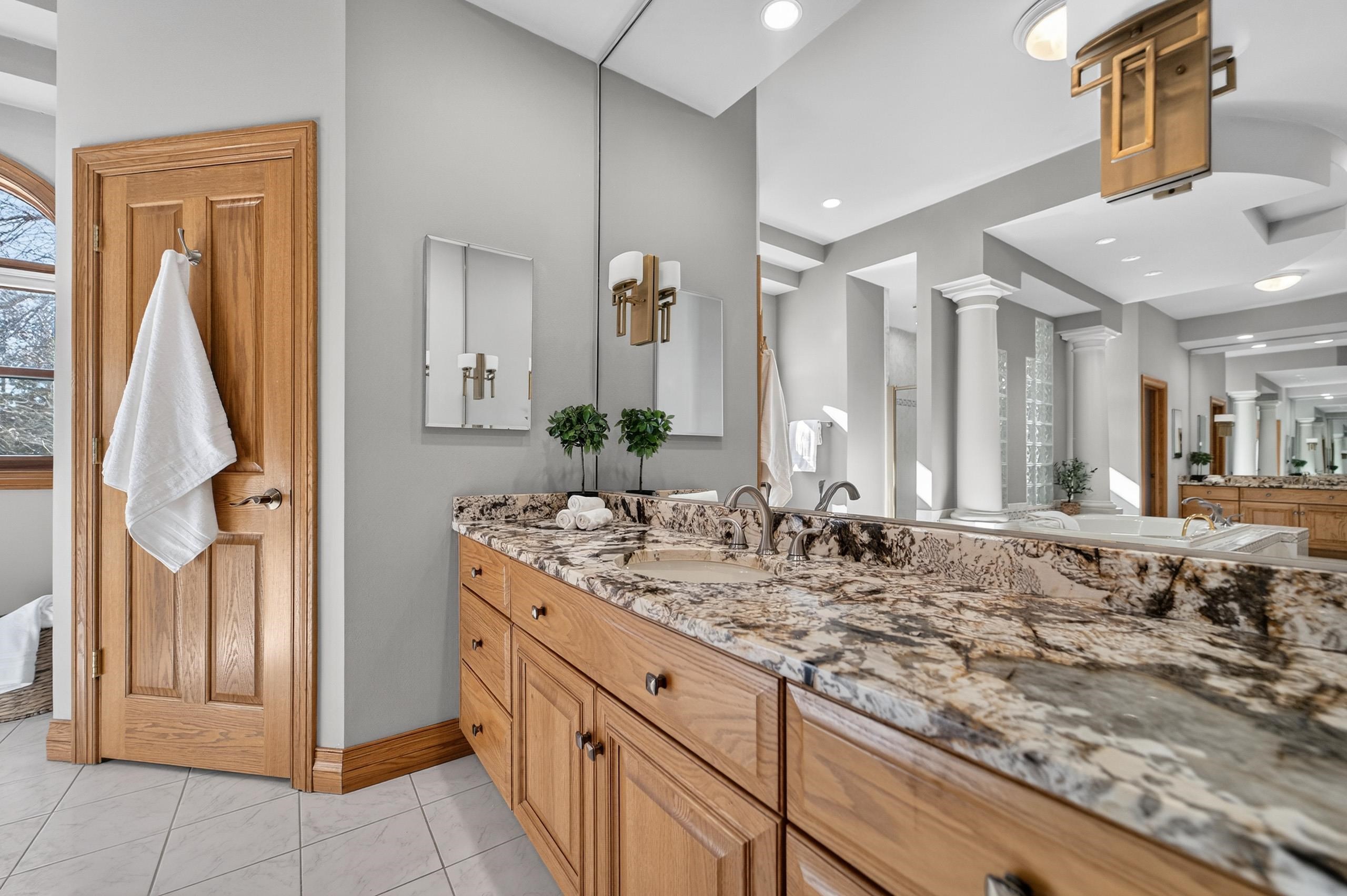 4606 Signature Drive