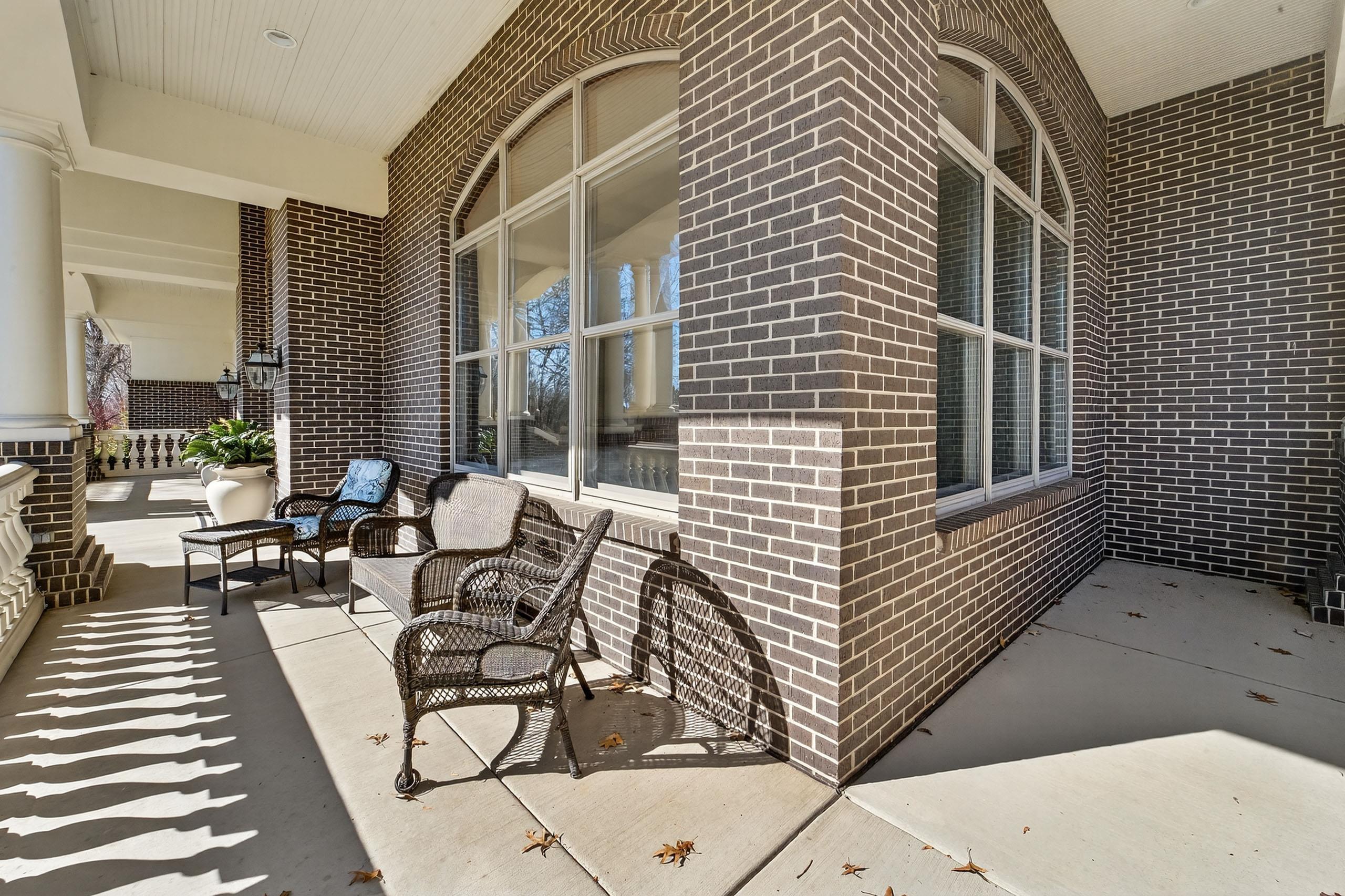 4606 Signature Drive