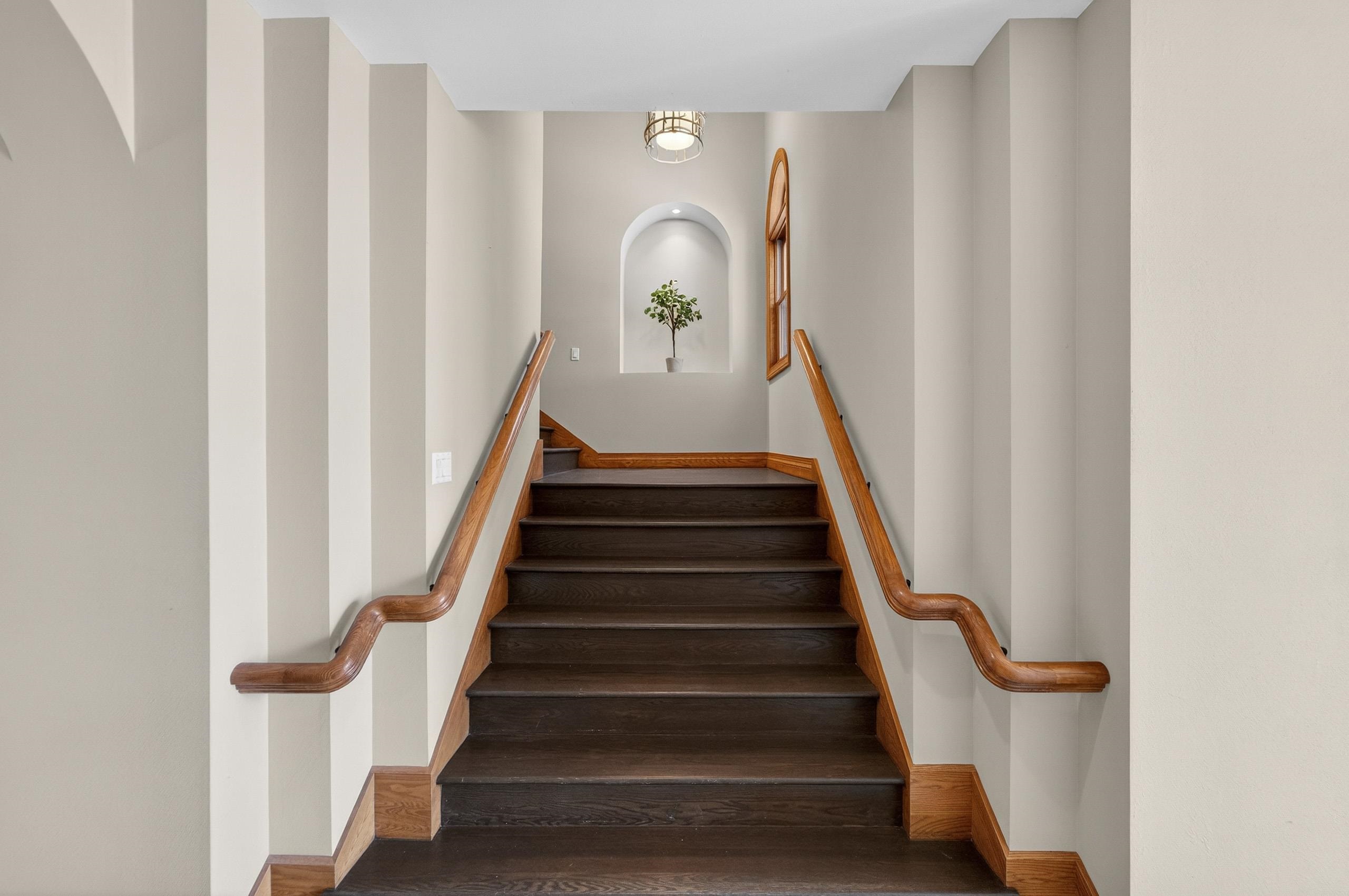 4606 Signature Drive