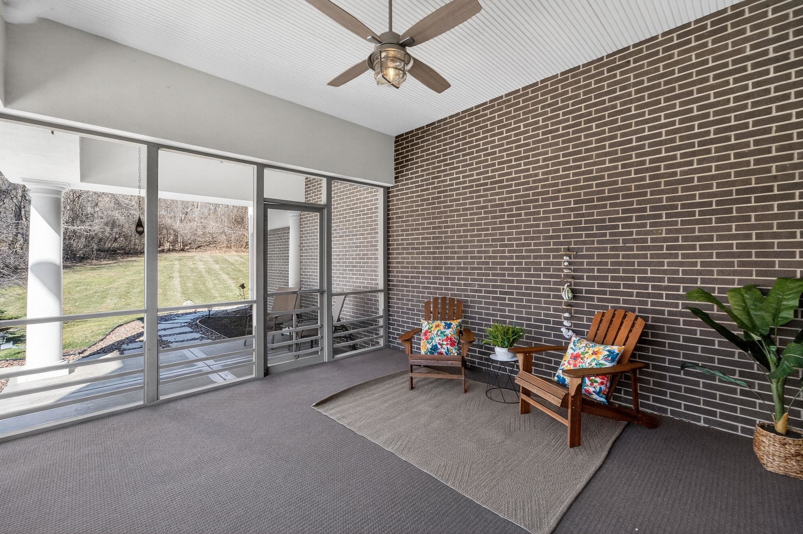 4606 Signature Drive