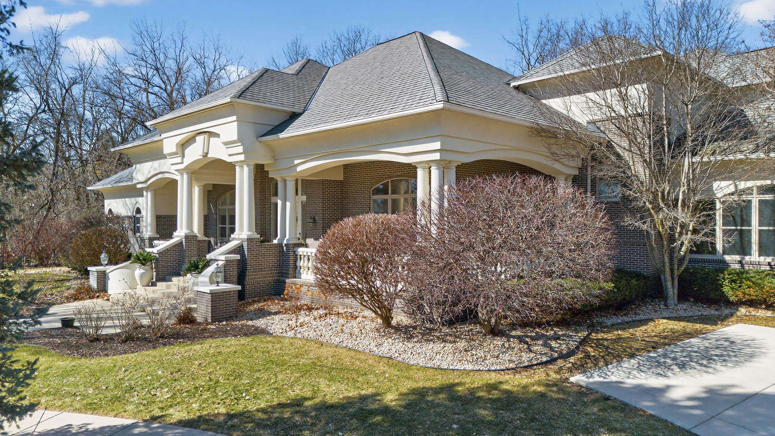 4606 Signature Drive