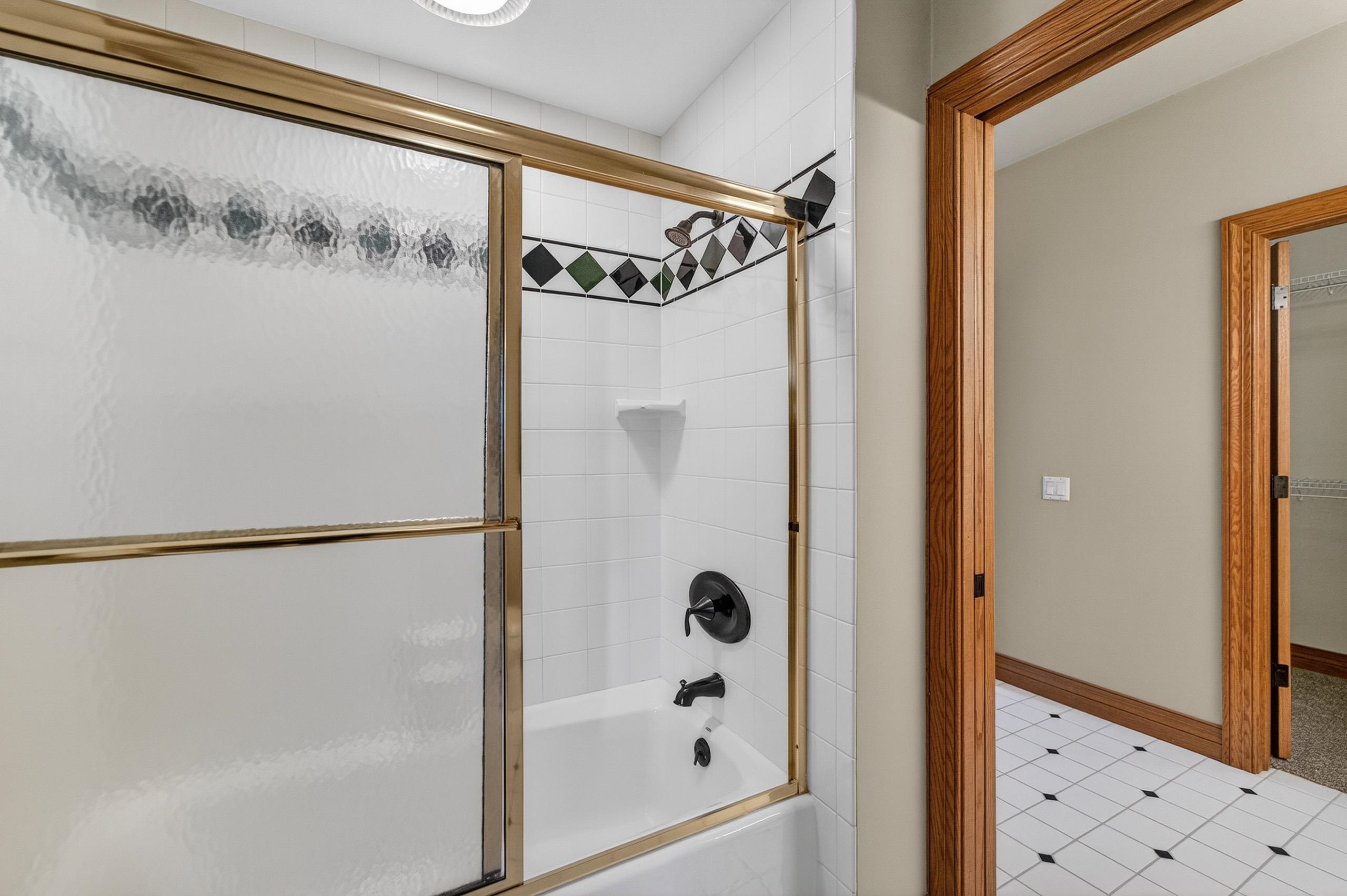 4606 Signature Drive