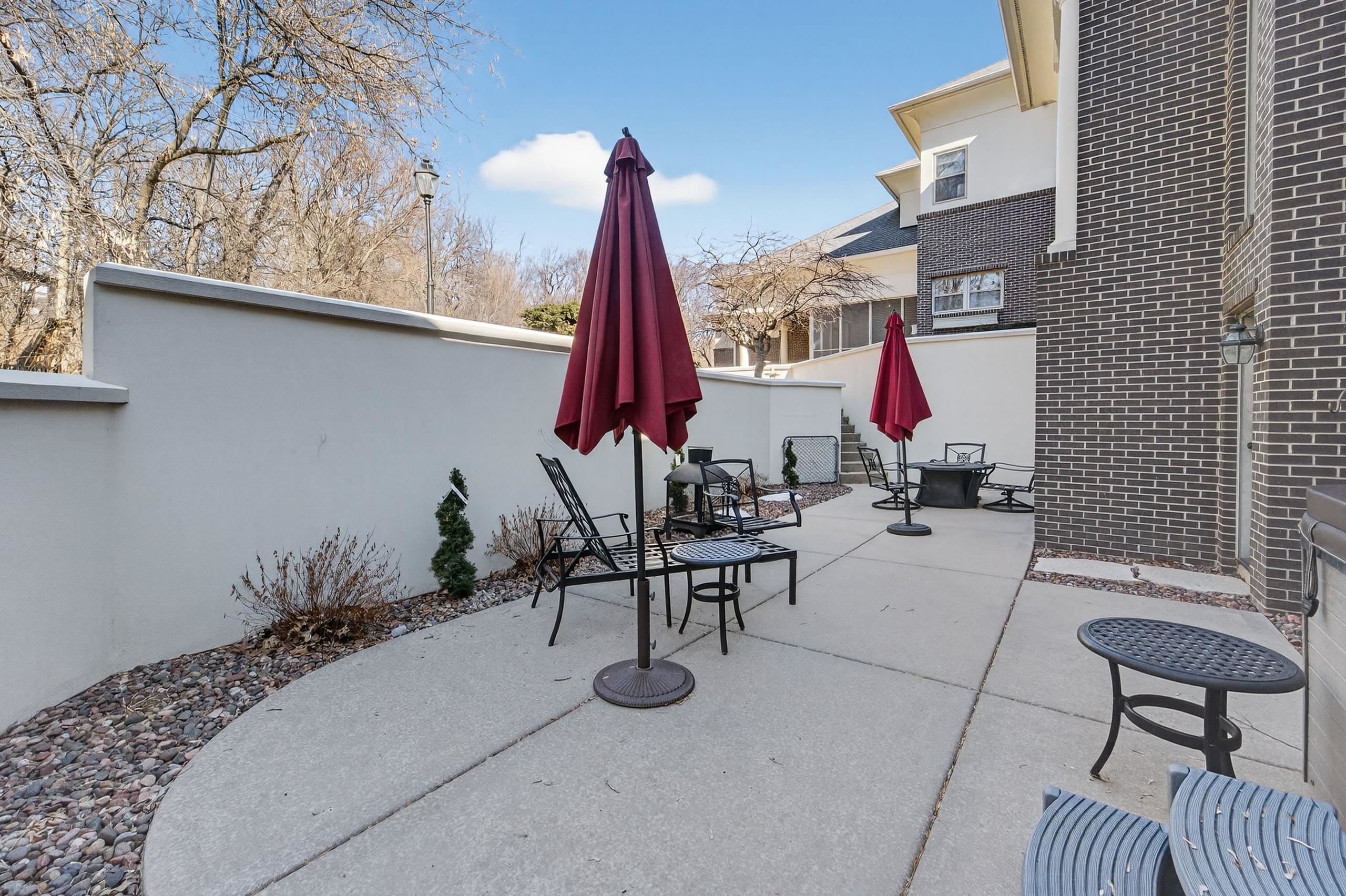 4606 Signature Drive