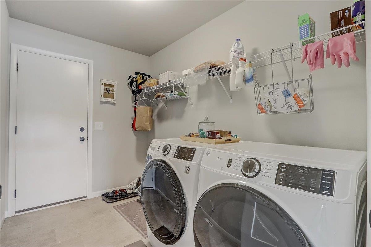 9316 Sleepy Pond Way