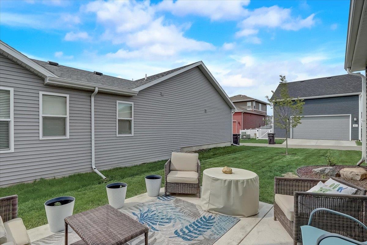 9316 Sleepy Pond Way