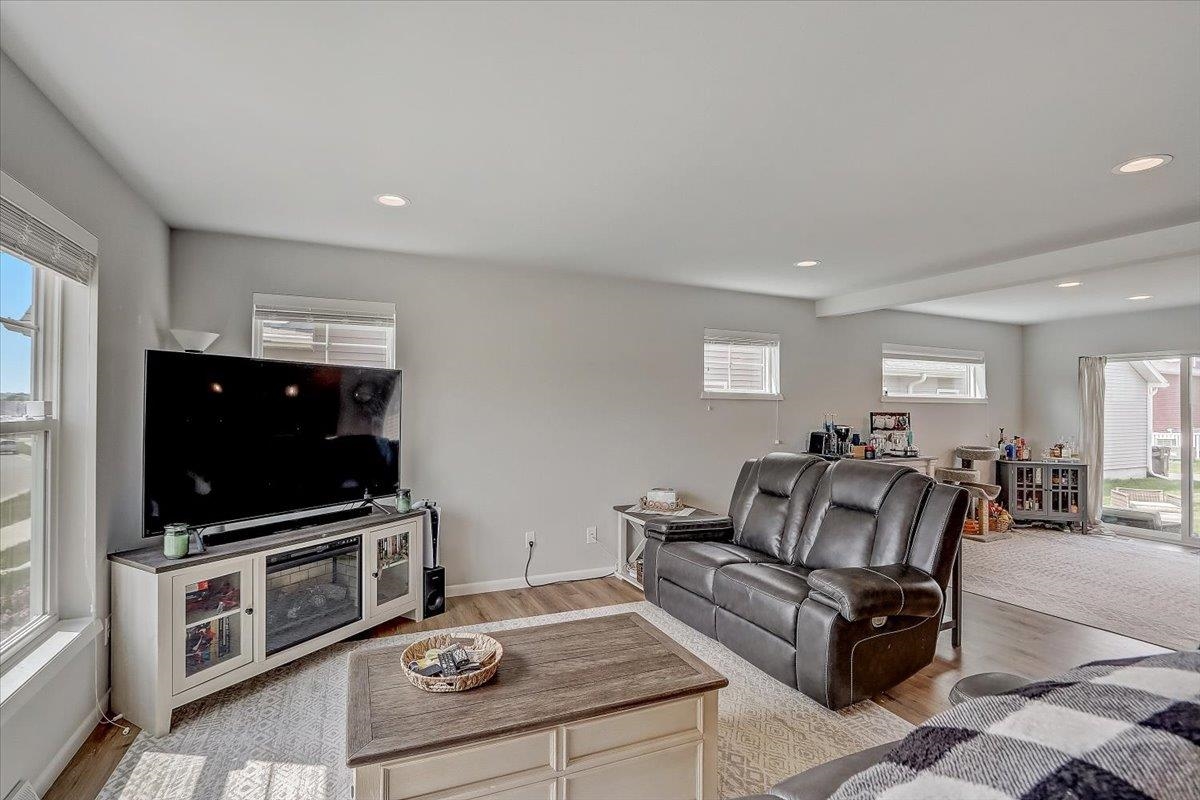 9316 Sleepy Pond Way