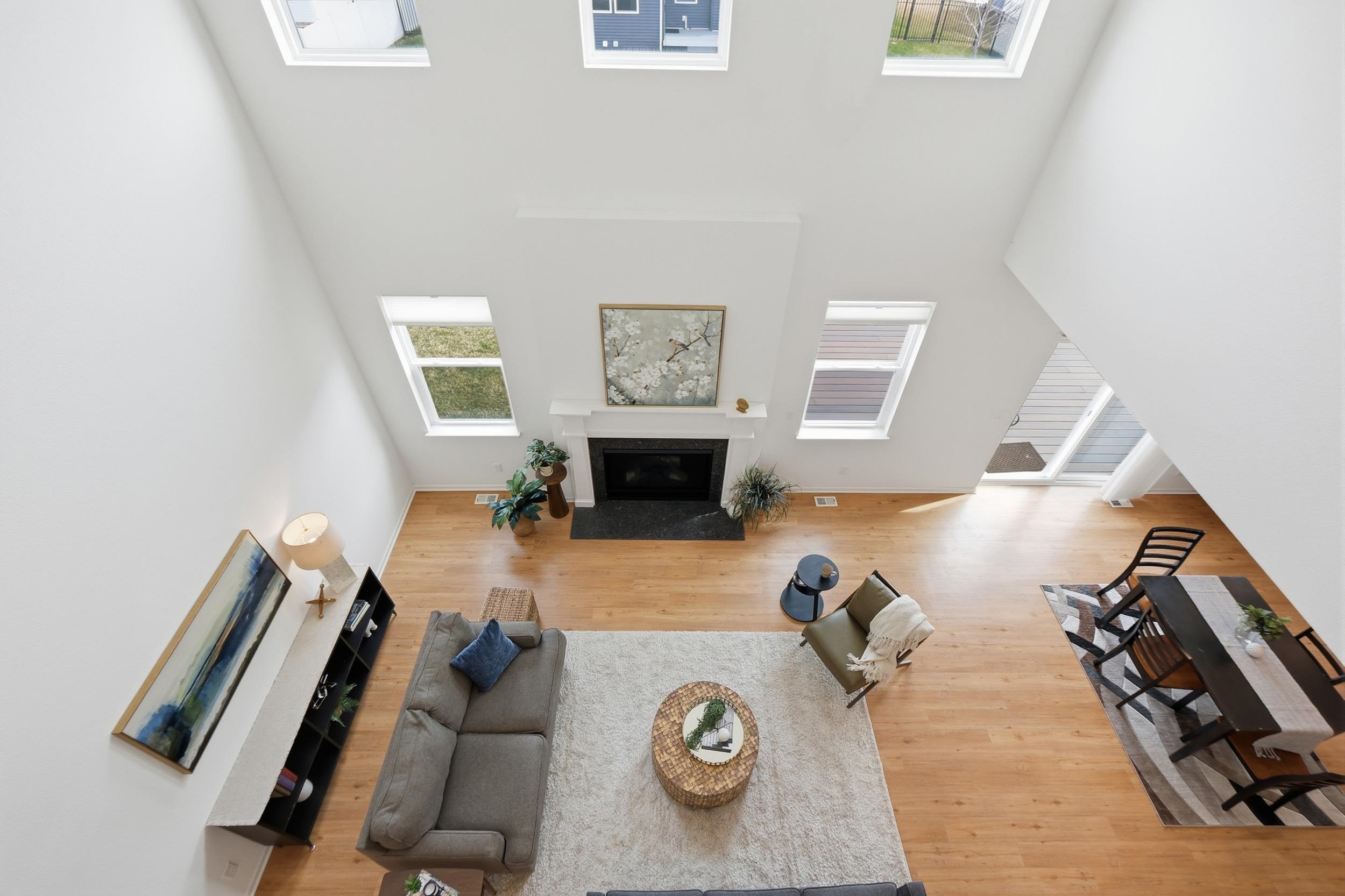 2752 Leo Mary Street