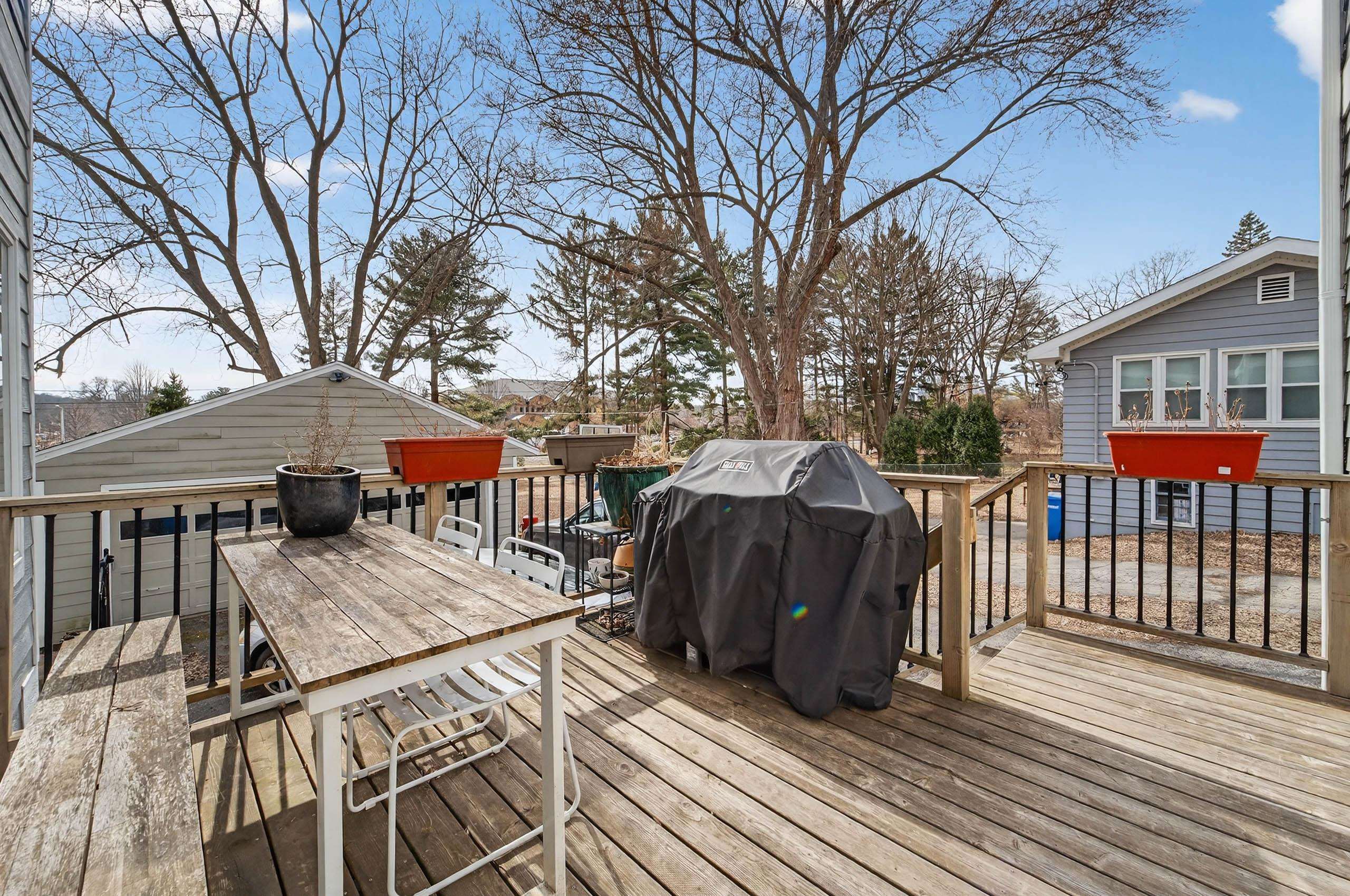 3309 Tally Ho Lane