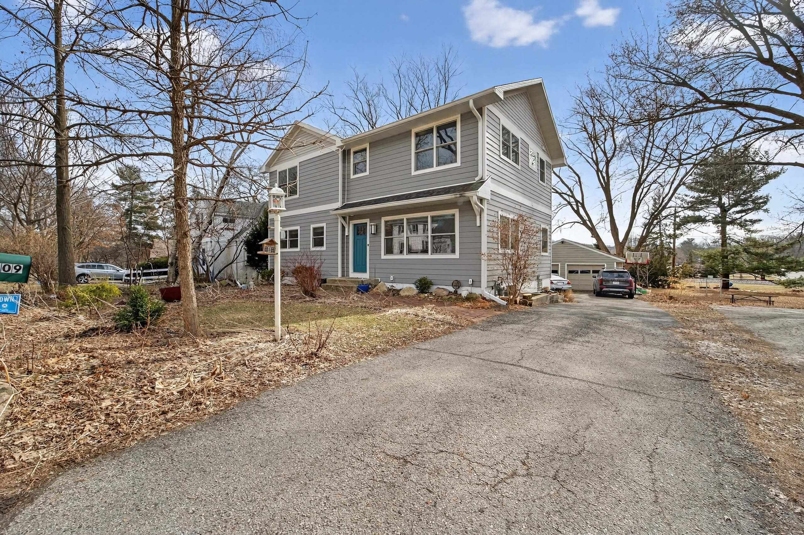 3309 Tally Ho Lane