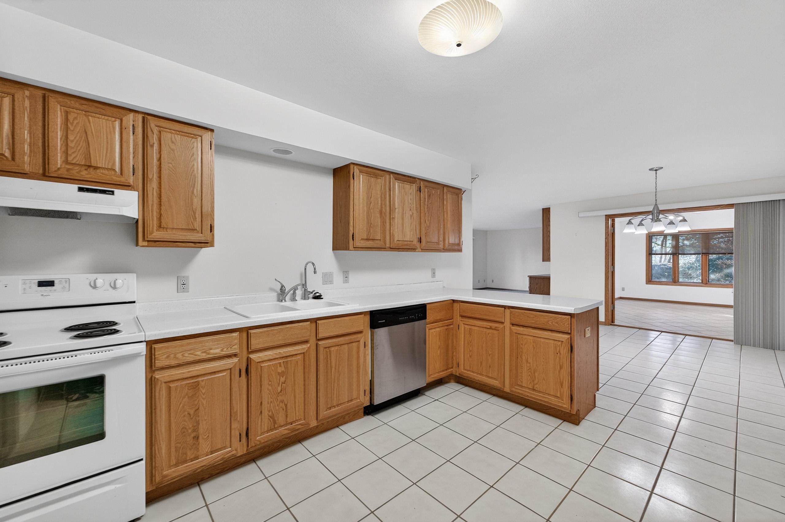 1214-1216 N High Point Road