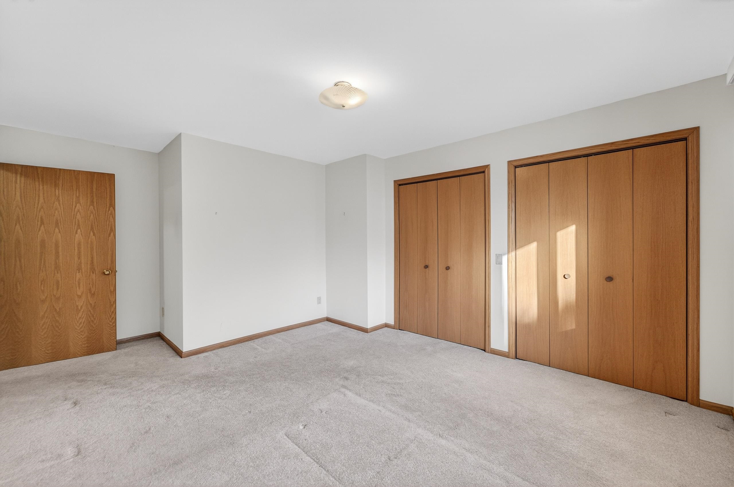 1214-1216 N High Point Road