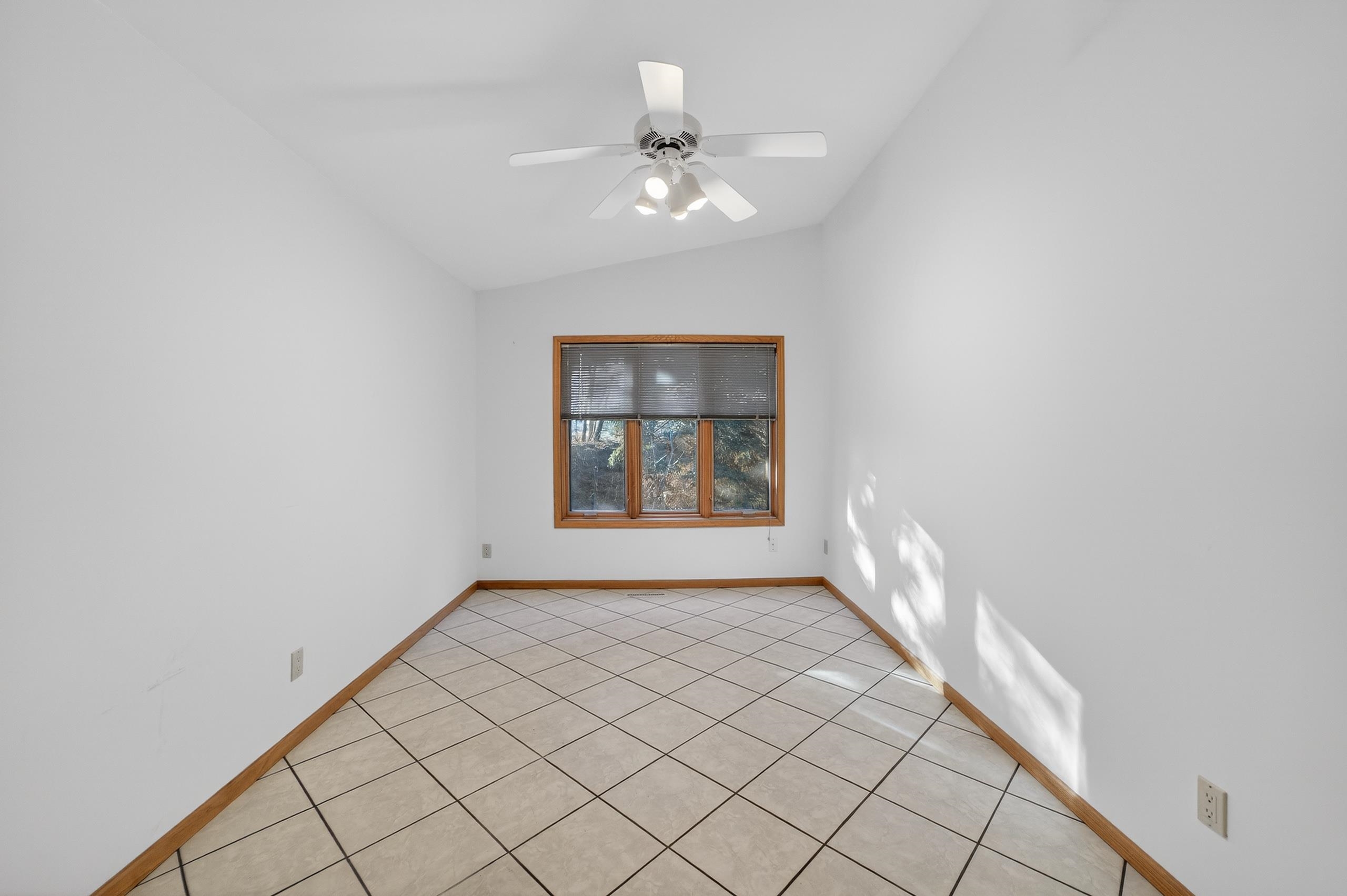 1214-1216 N High Point Road