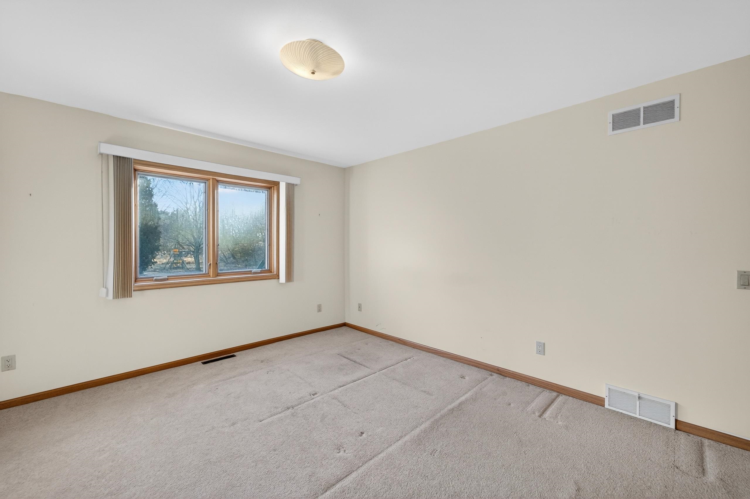 1214-1216 N High Point Road