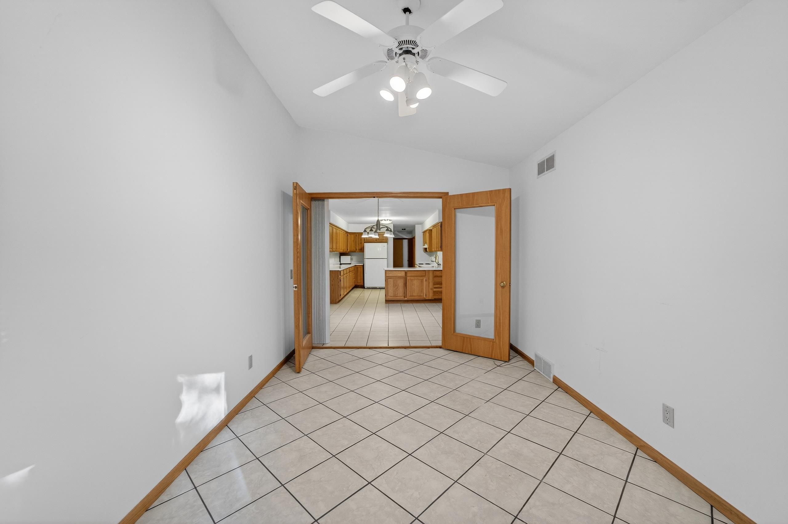 1214-1216 N High Point Road