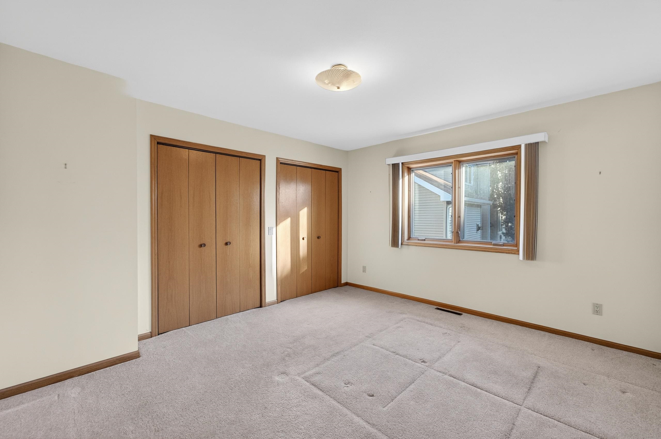 1214-1216 N High Point Road