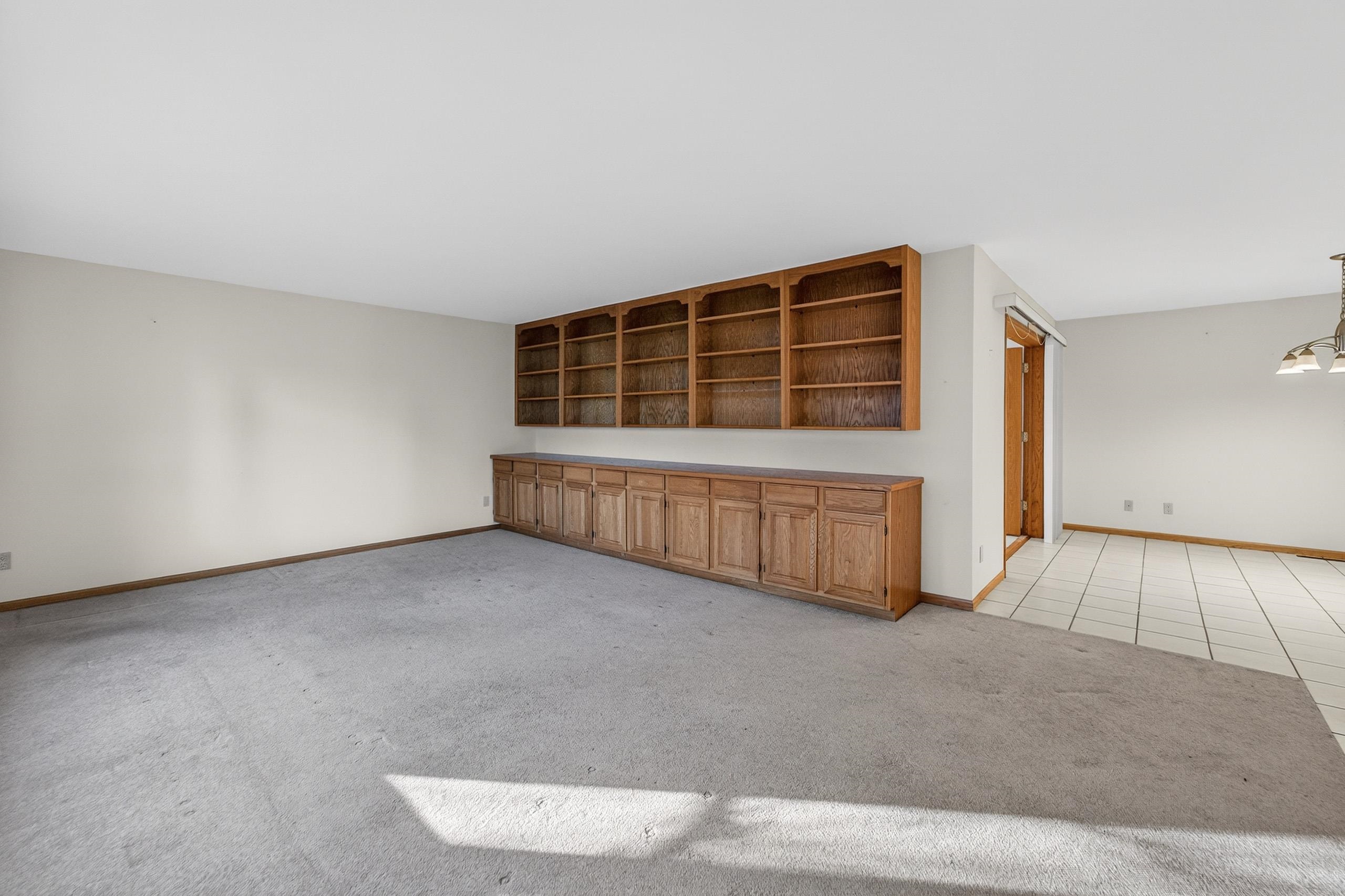 1214-1216 N High Point Road