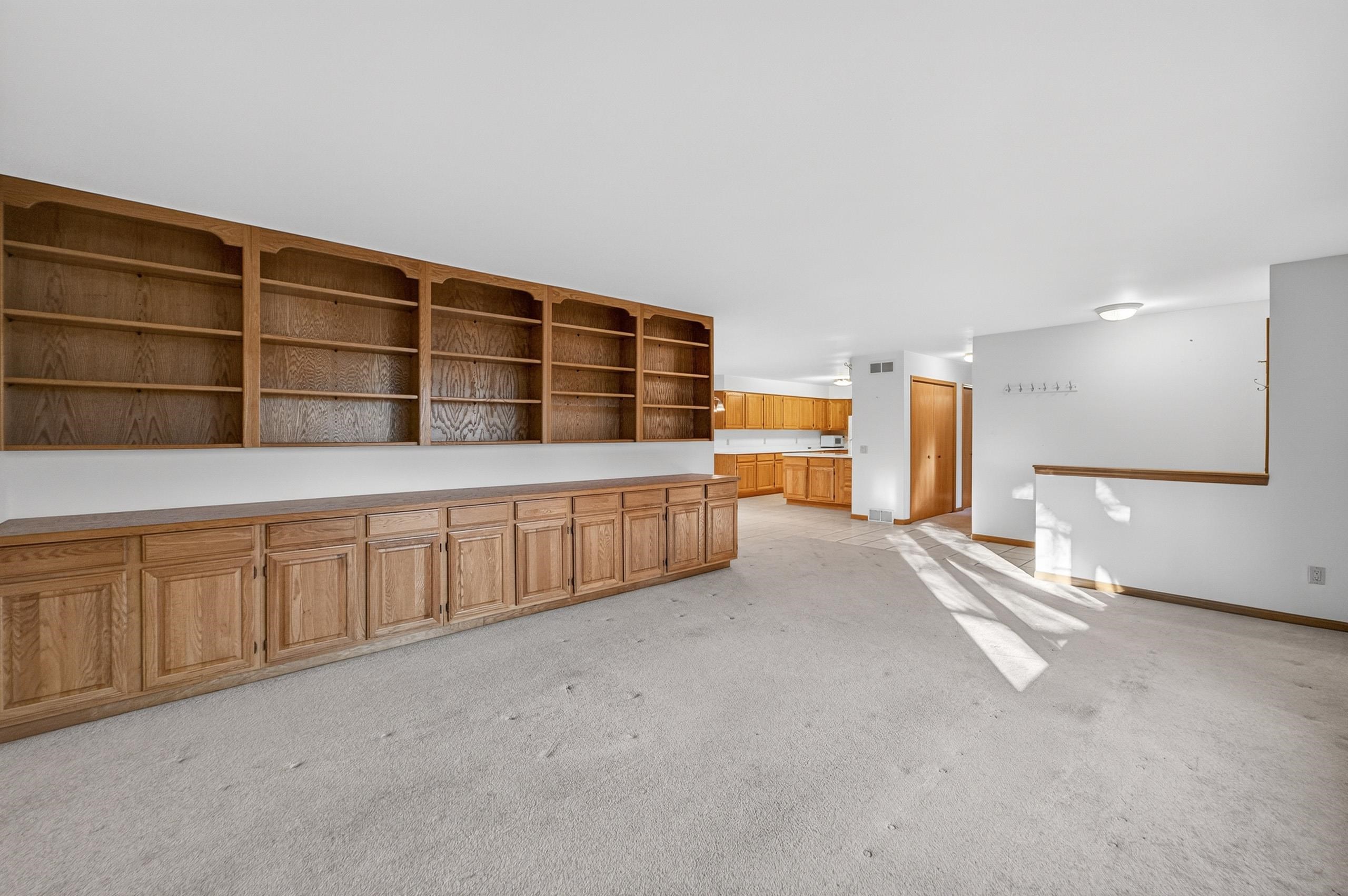 1214-1216 N High Point Road