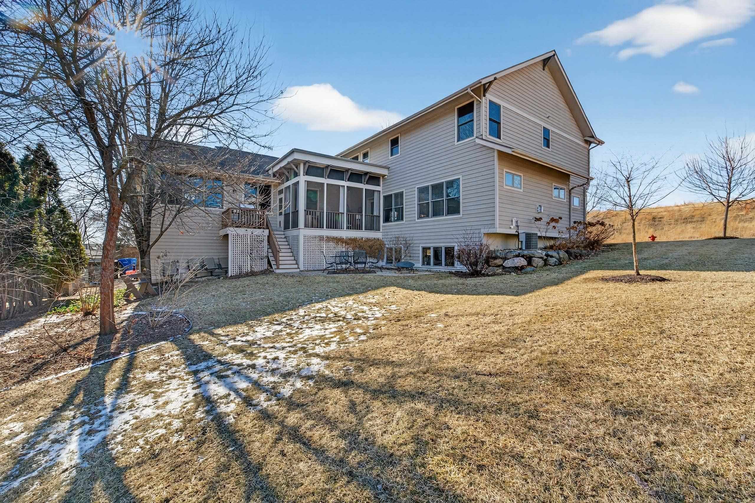 6833 Phil Lewis Way