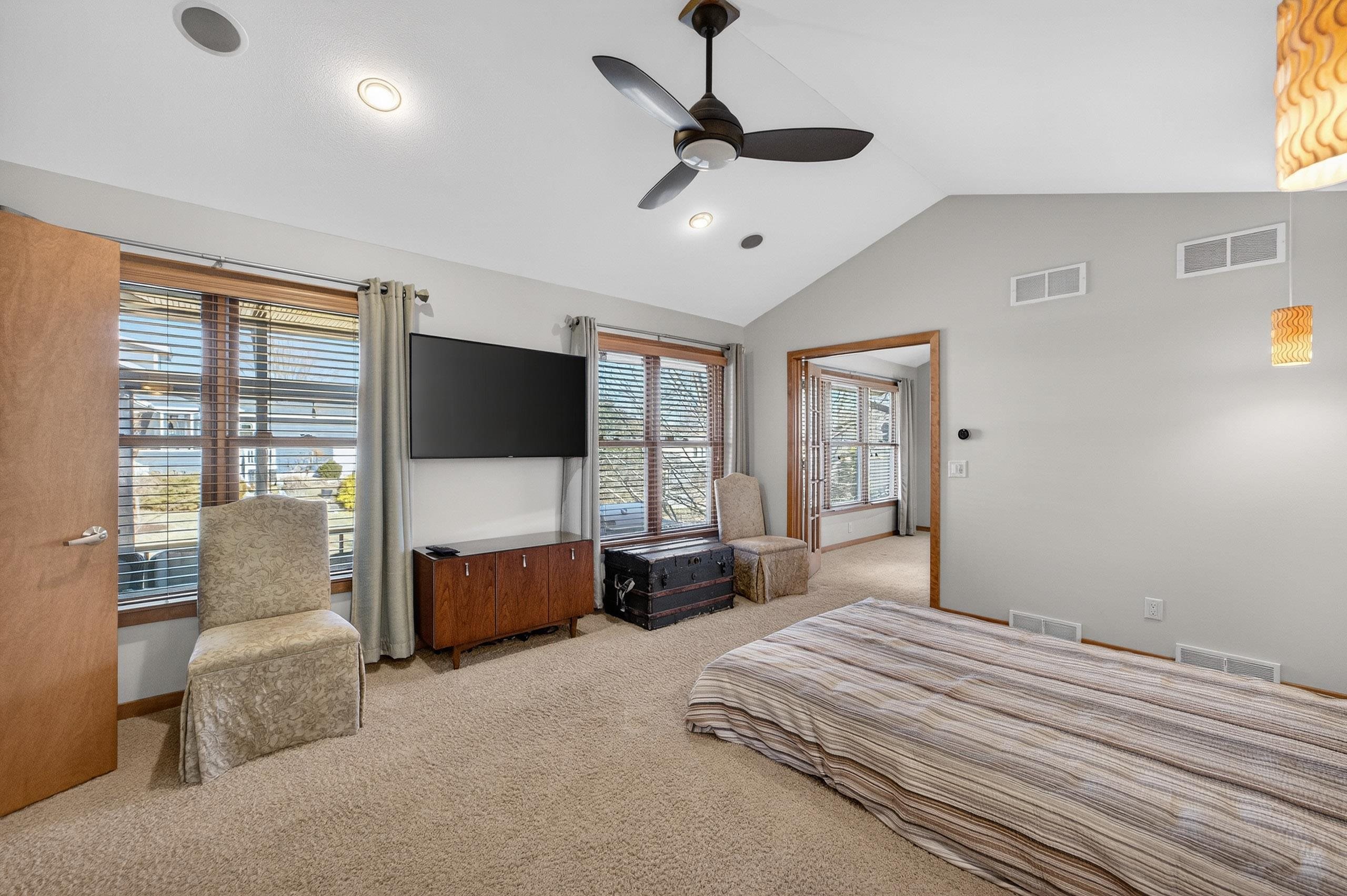 6833 Phil Lewis Way