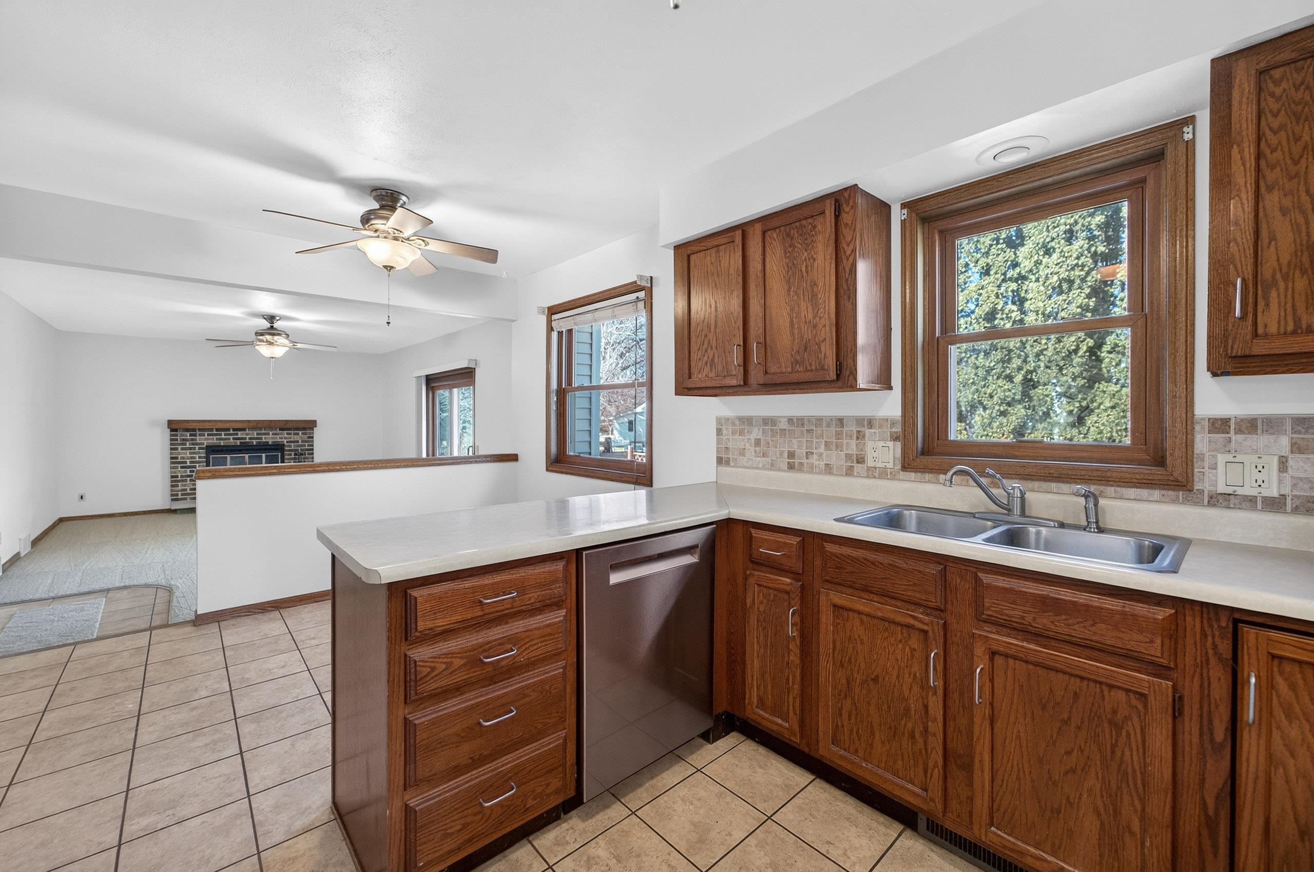 2567 Petersburg Circle