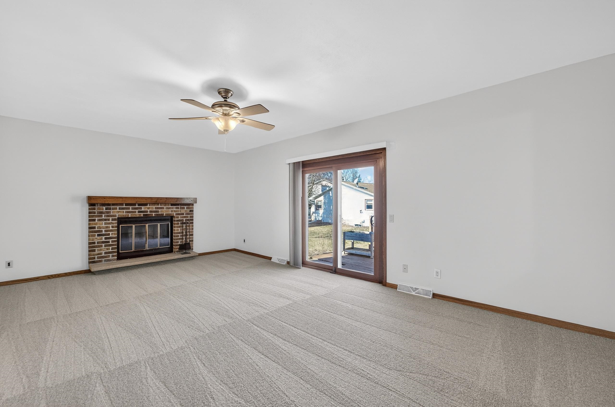 2567 Petersburg Circle