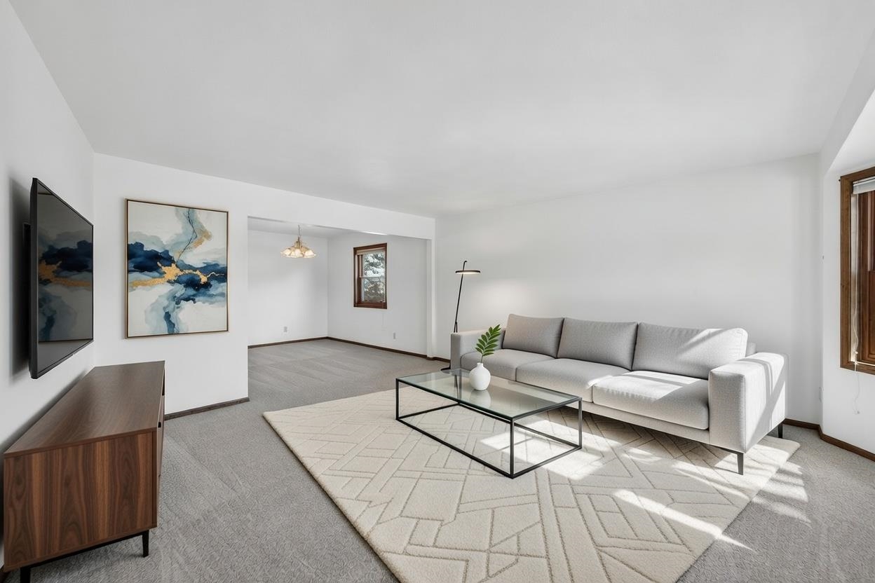 2567 Petersburg Circle