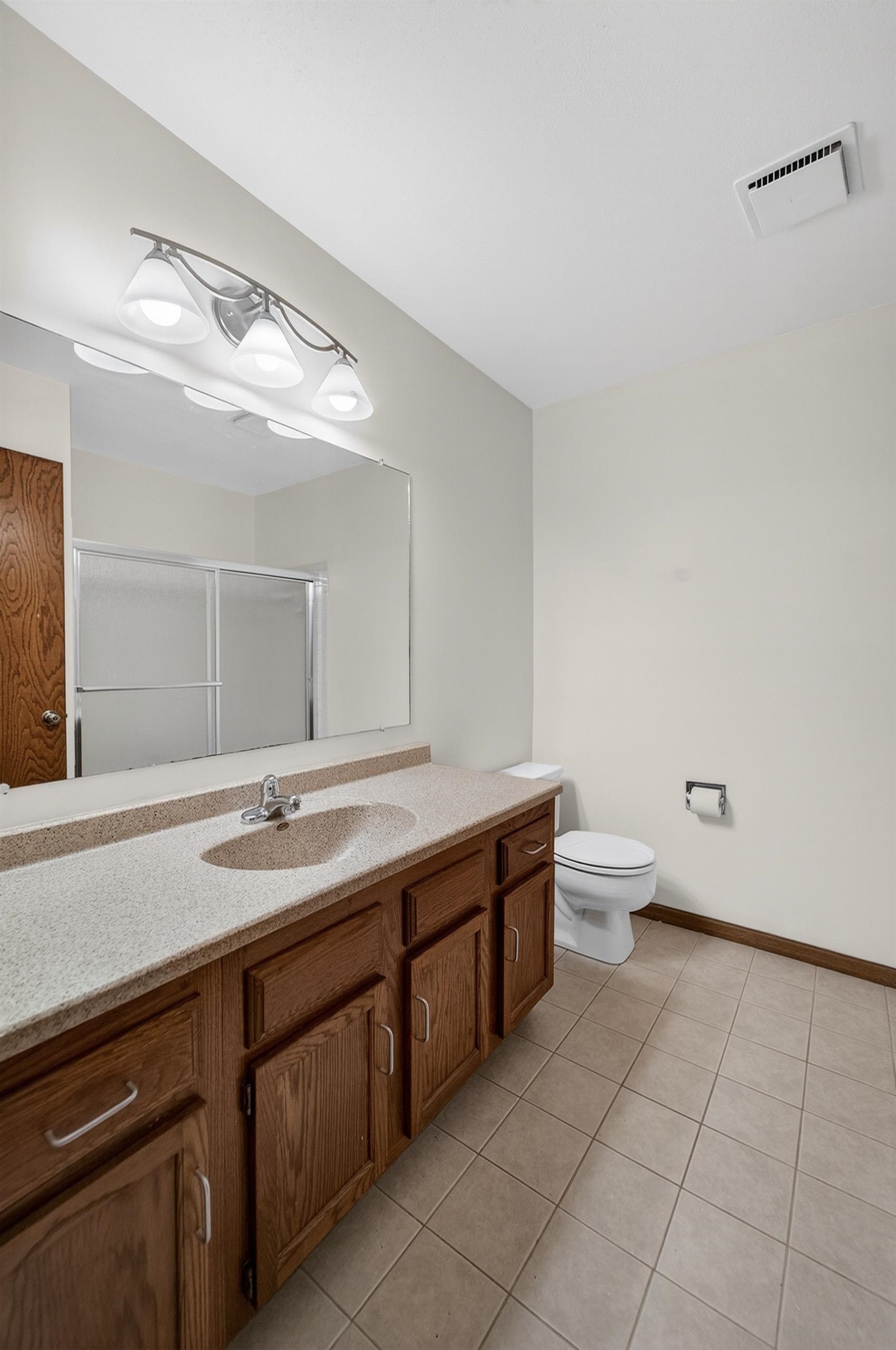 2567 Petersburg Circle