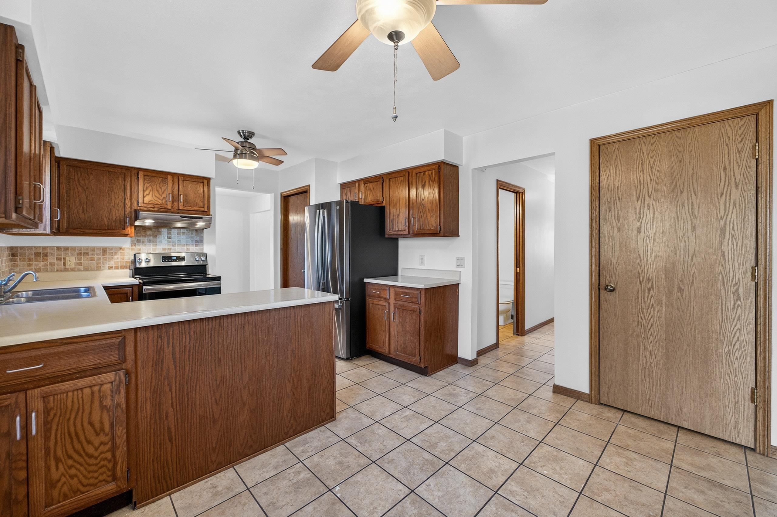 2567 Petersburg Circle